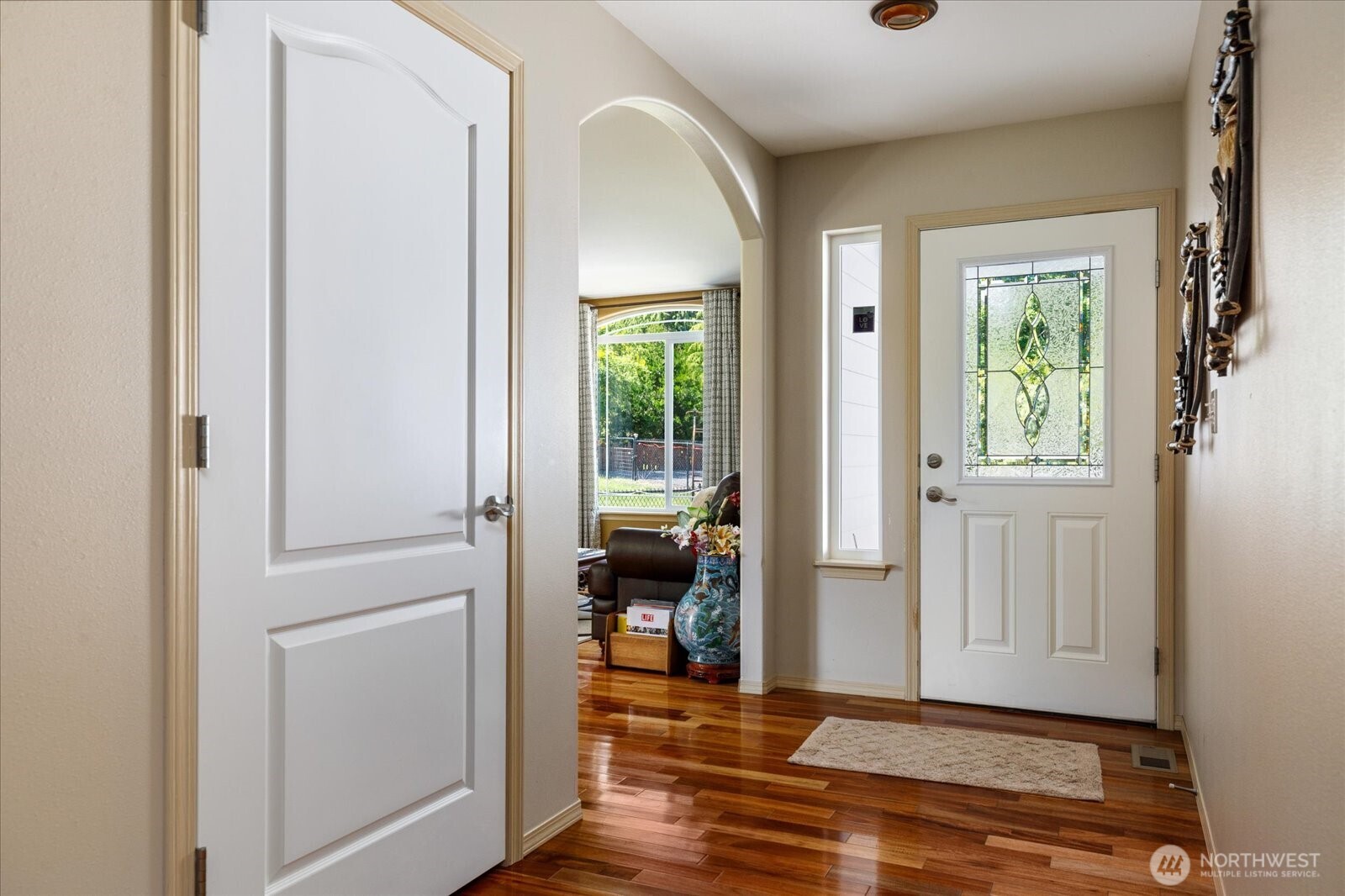 Oak Harbor, Washington, 98277, United States, 4 Bedrooms Bedrooms, ,3 BathroomsBathrooms,Residential,For Sale,1846920