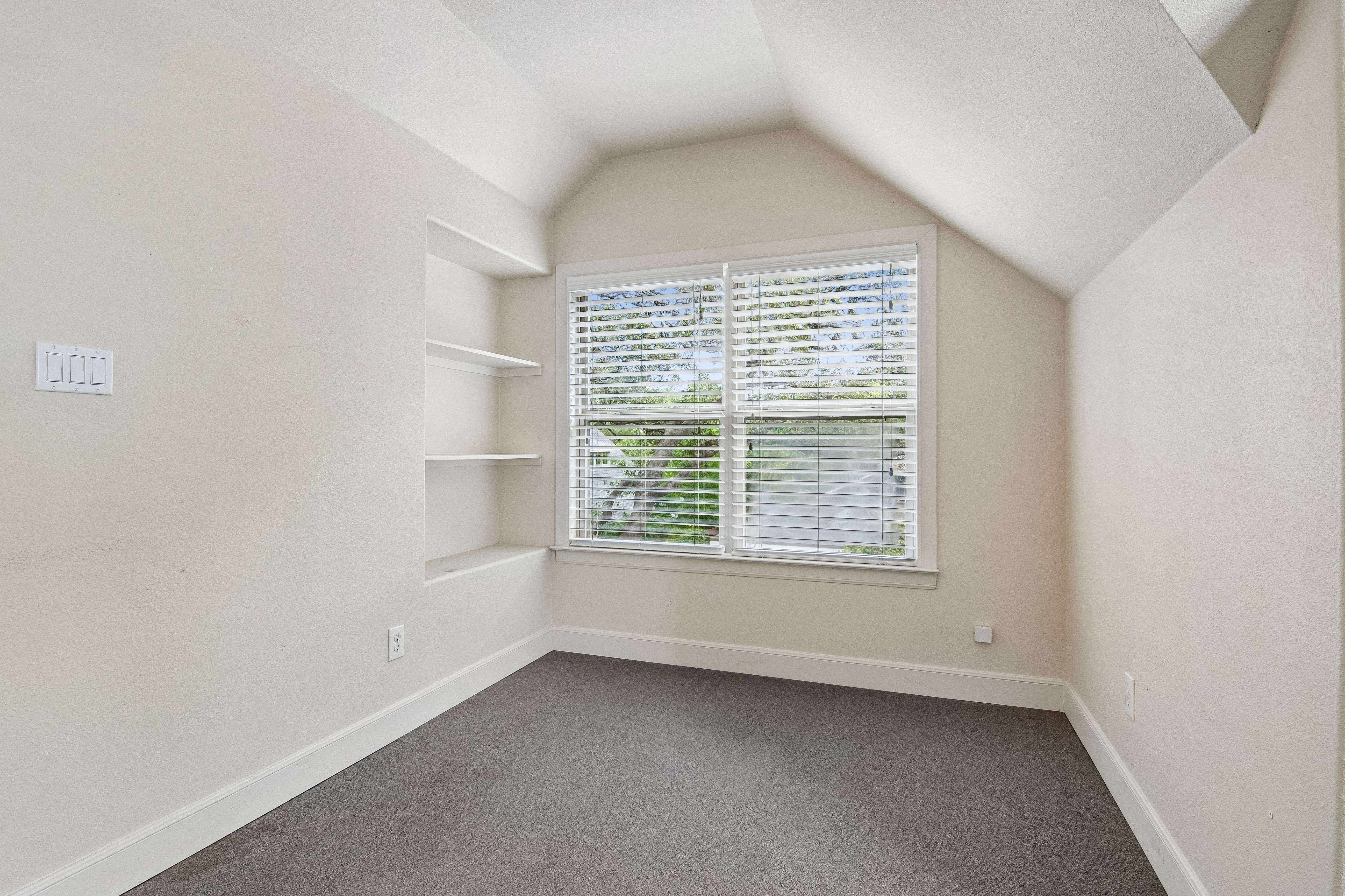  Private Estate on Oversized Alamo Heights Lot - 物件實景