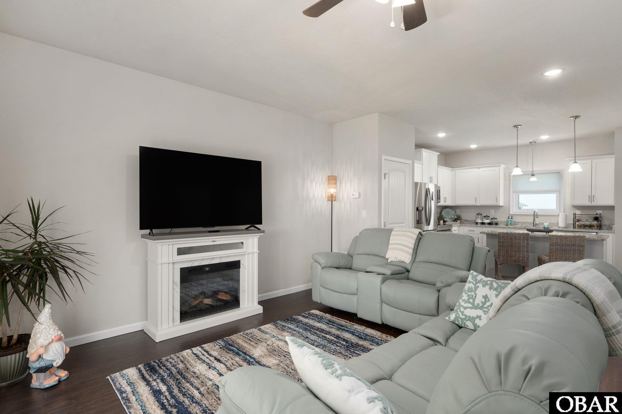 Kill Devil Hills, North Carolina, 27948, United States, 3 Bedrooms Bedrooms, ,3 BathroomsBathrooms,Residential,For Sale,1990955