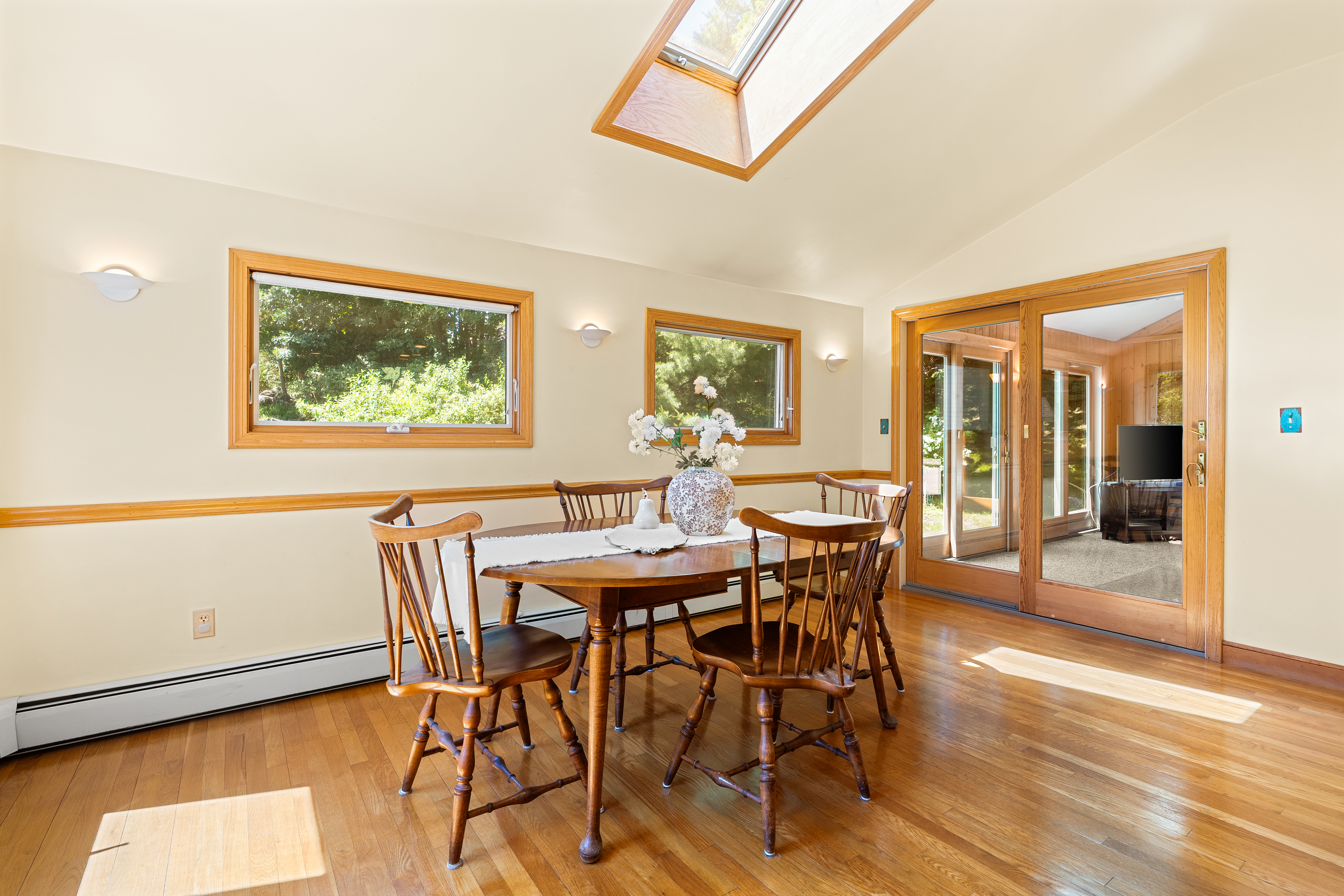  26 Lawrence Lane, Arlington, MA, 02474 - 物件實景
