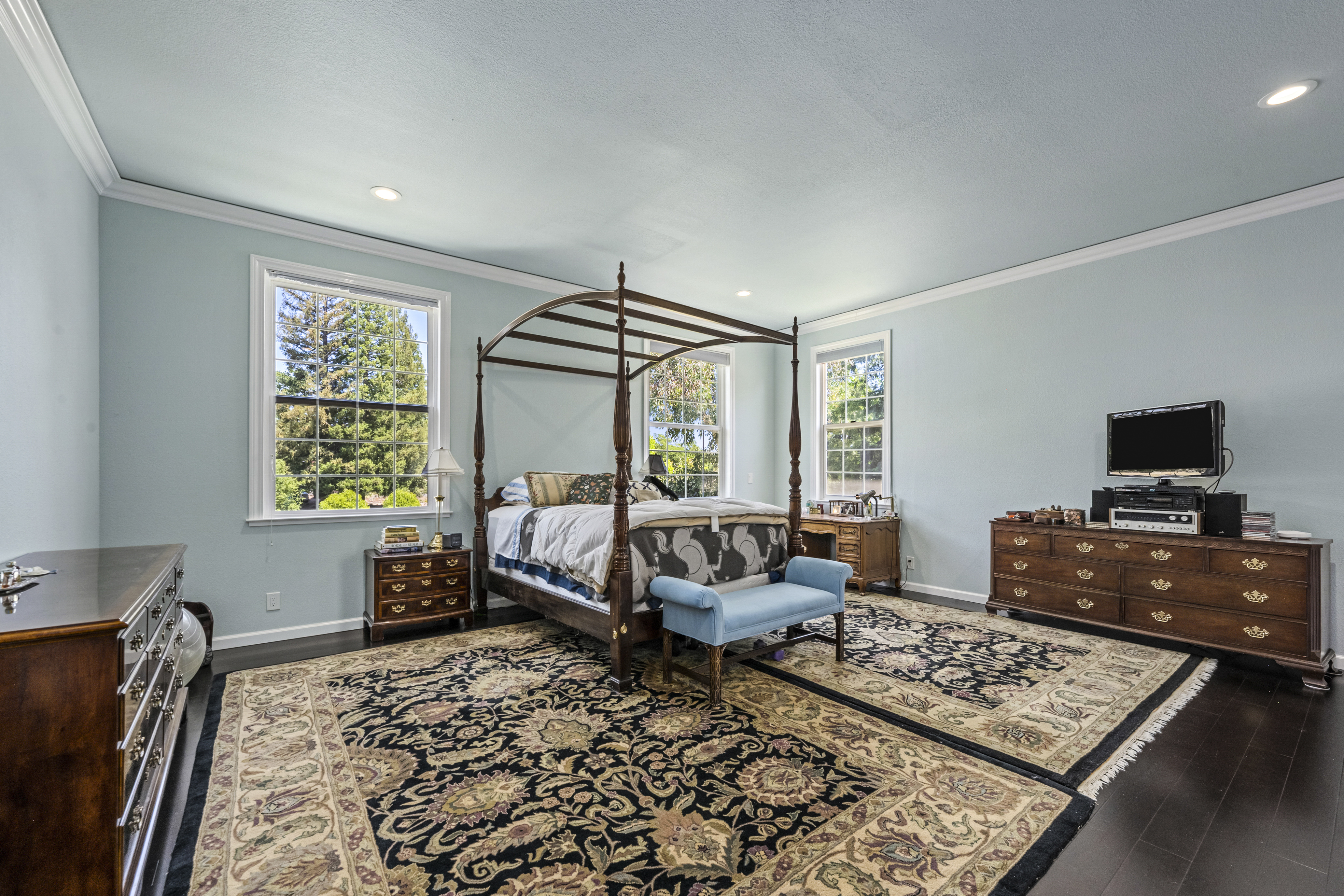  Grand Georgia Colonial Estate with Luxurious Designer Finishes - 物件實景