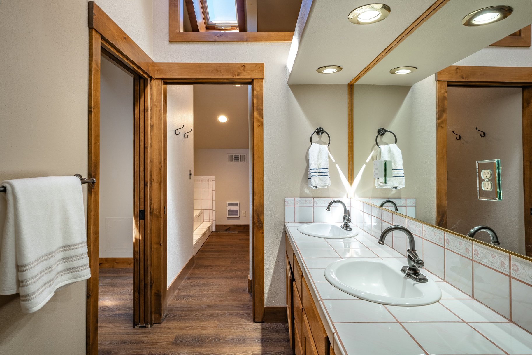 20-Acre Juniper Hills Estate with Panoramic Views - 物件實景