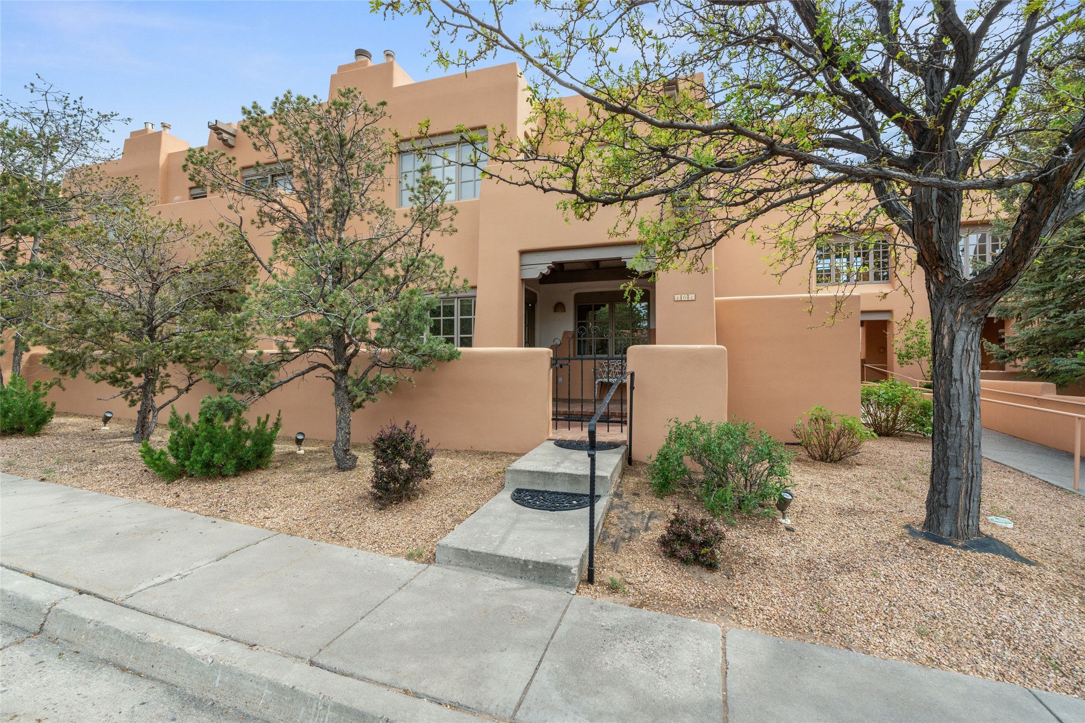  3101 Old Pecos Trail #101 - 物件實景