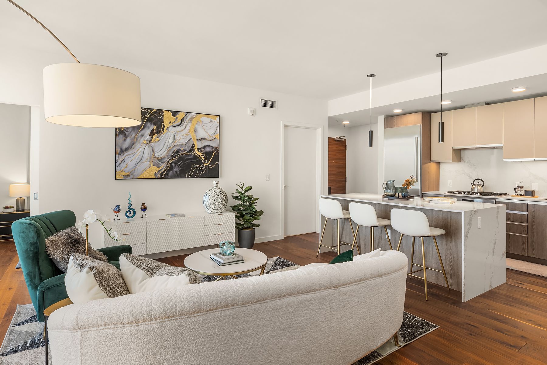  800 Columbia Street Unit #2209, Seattle, WA 98104 - 物件實景