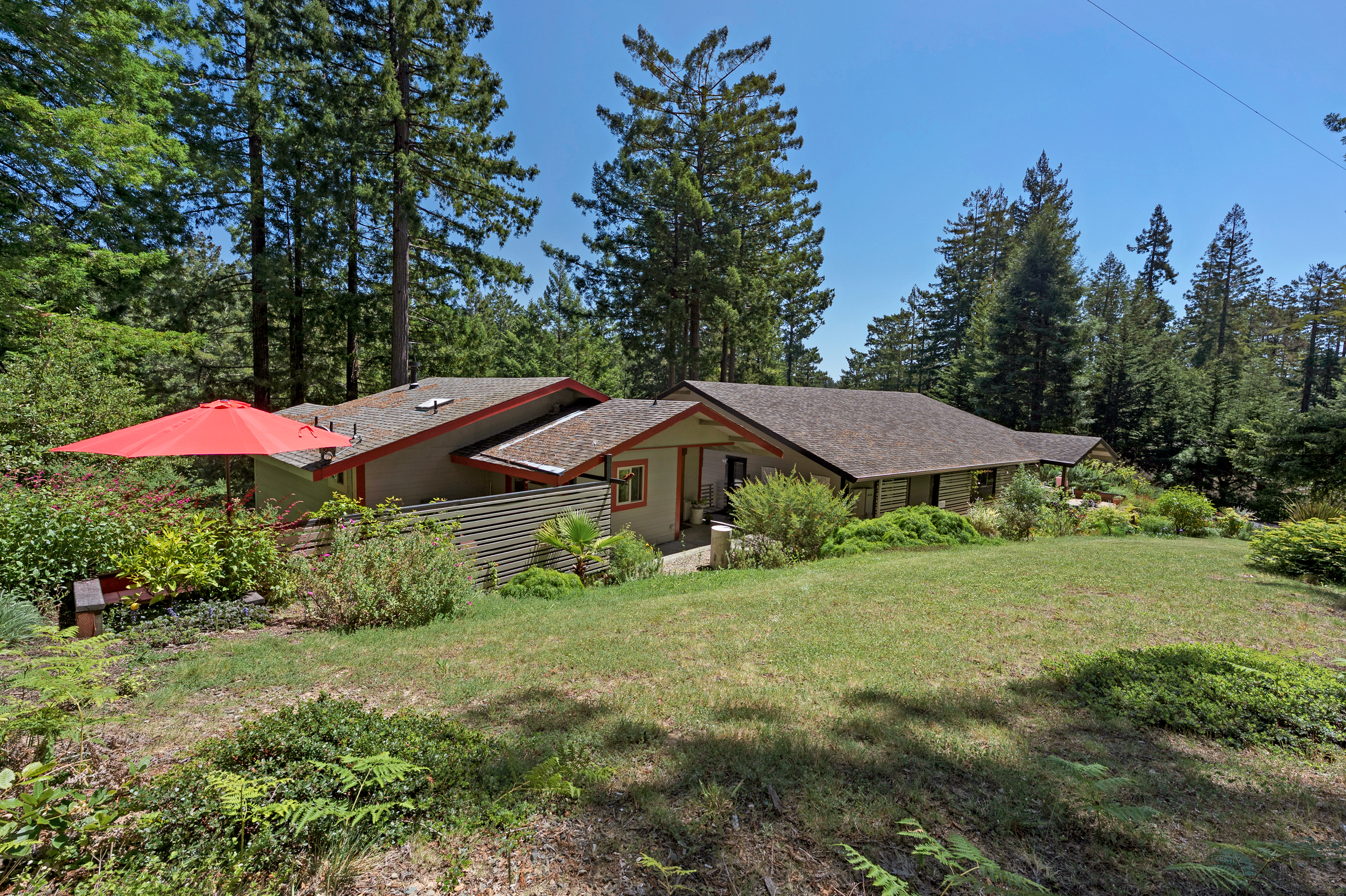  21995-21997 Ansel Court, Jenner, CA 95450 - 物件實景