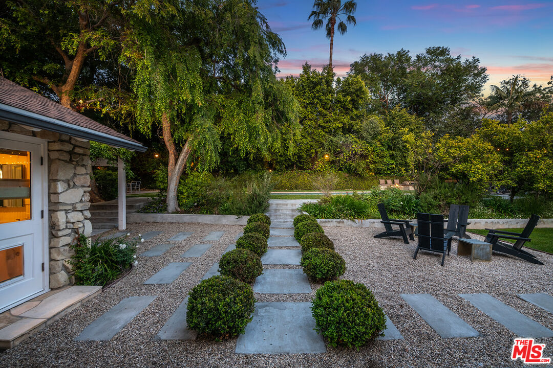 Los Angeles, California, 90077, United States, 5 Bedrooms Bedrooms, ,7 BathroomsBathrooms,Residential,For Sale,1827640