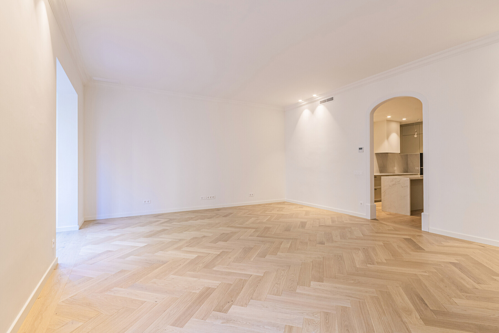  Elegant refurbished 5 bedroom apartment with terrace in Galvany - 物件實景