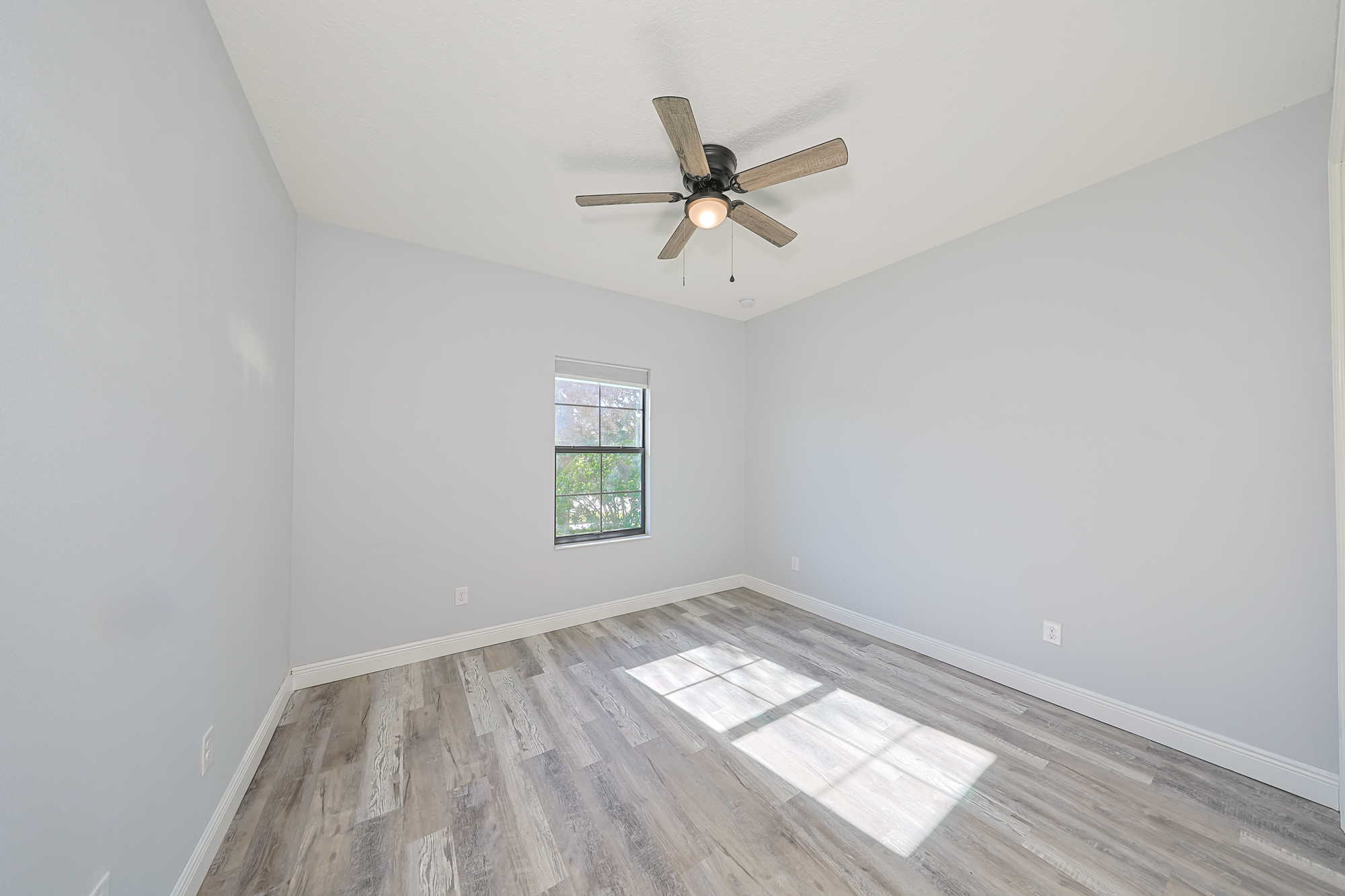 Apollo Beach, Florida, 33572, United States, 4 Bedrooms Bedrooms, ,3 BathroomsBathrooms,Residential,For Sale,1990222