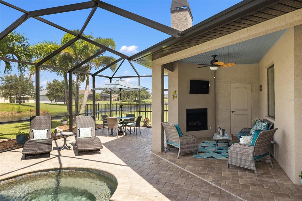 Rotonda West, Florida, 33947, United States, 3 Bedrooms Bedrooms, ,3 BathroomsBathrooms,Residential,For Sale,1940438