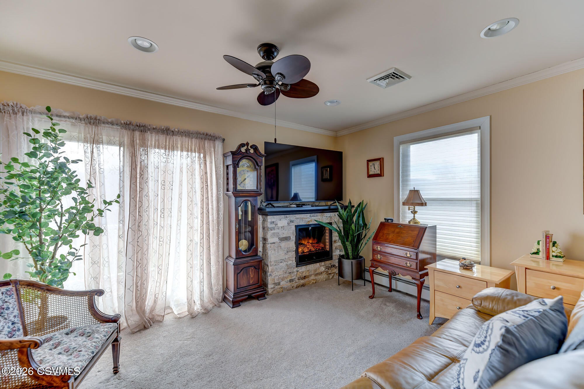 Bloomsburg, Pennsylvania, 17815, United States, 3 Bedrooms Bedrooms, ,4 BathroomsBathrooms,Residential,For Sale,2010041