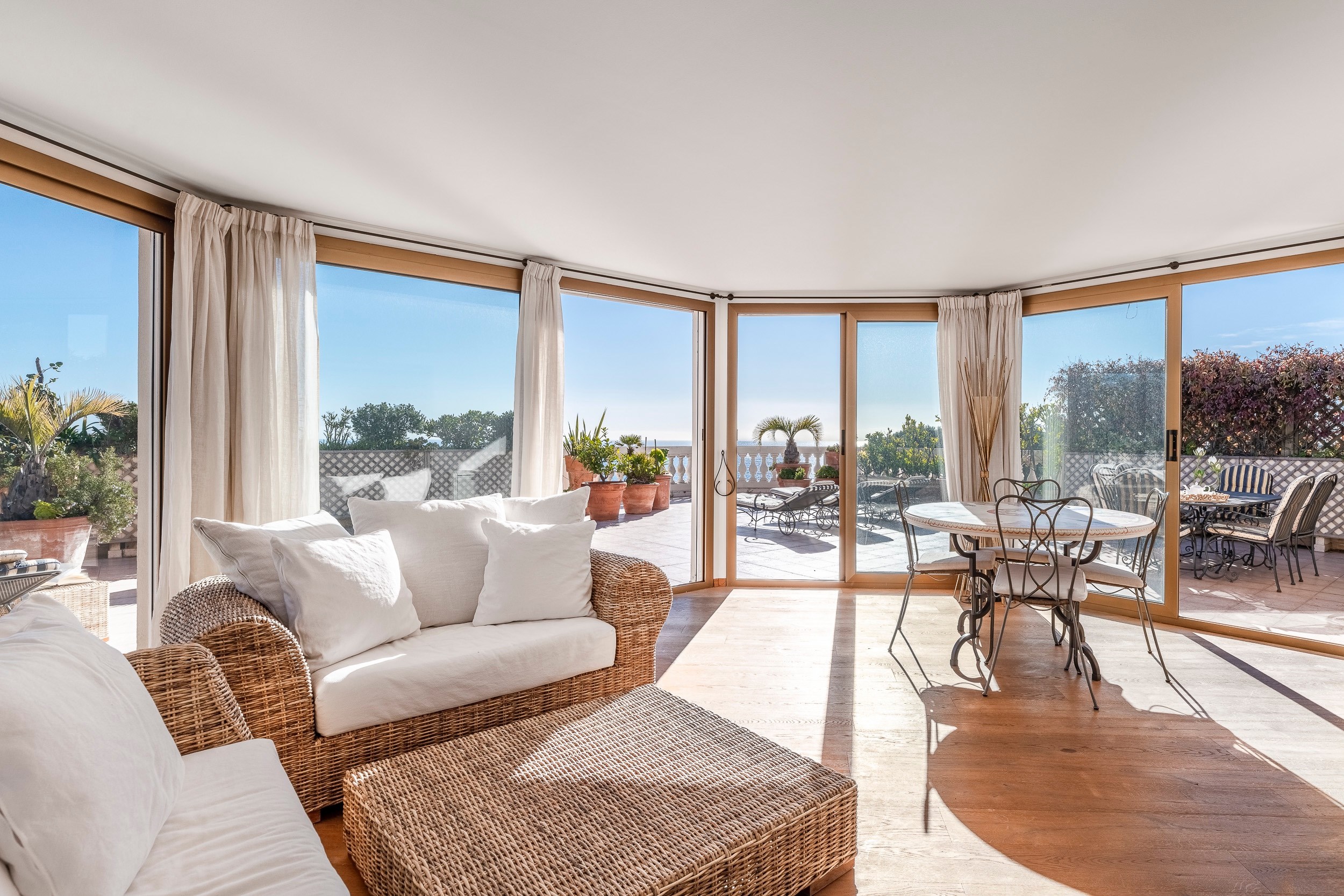  Exceptional duplex penthouse near Monaco with panoramic sea views - 物件實景
