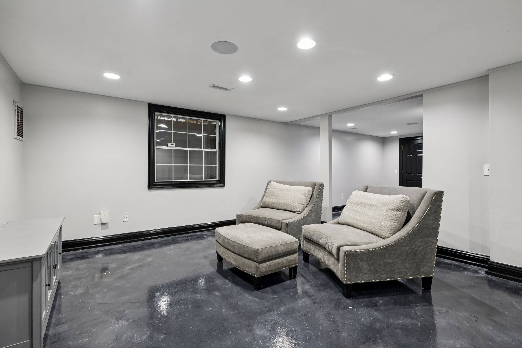  827 Maxwell Ct, Nashville, TN, 37220 - 物件實景