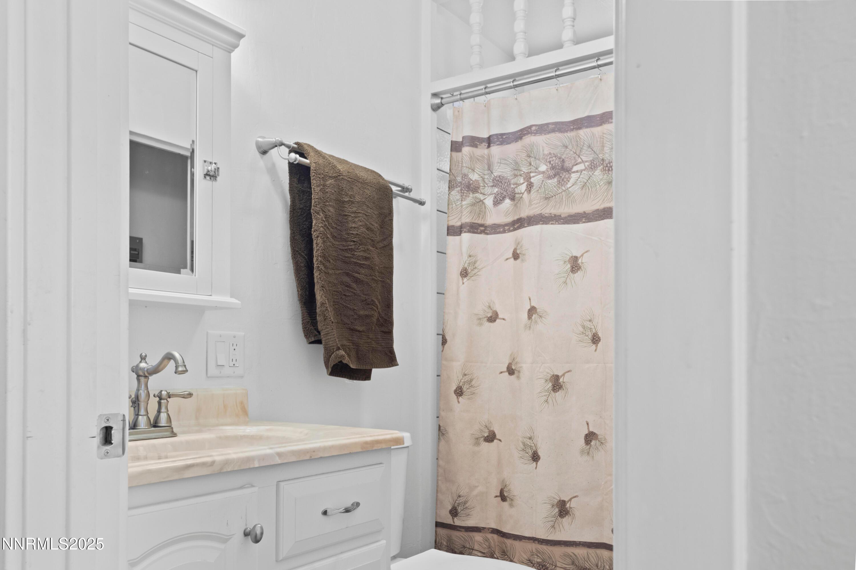 Wellington, Nevada, 89444, United States, 2 Bedrooms Bedrooms, ,1 BathroomBathrooms,Residential,For Sale,1876918