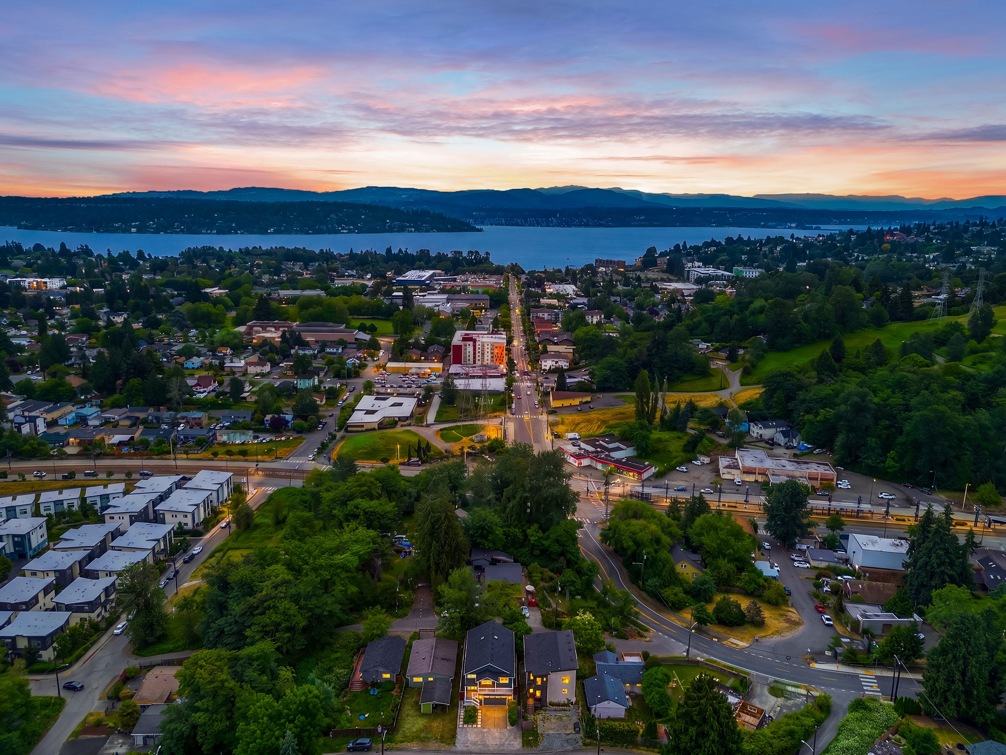  8826 41st St S, Seattle, WA 98118 - 物件實景
