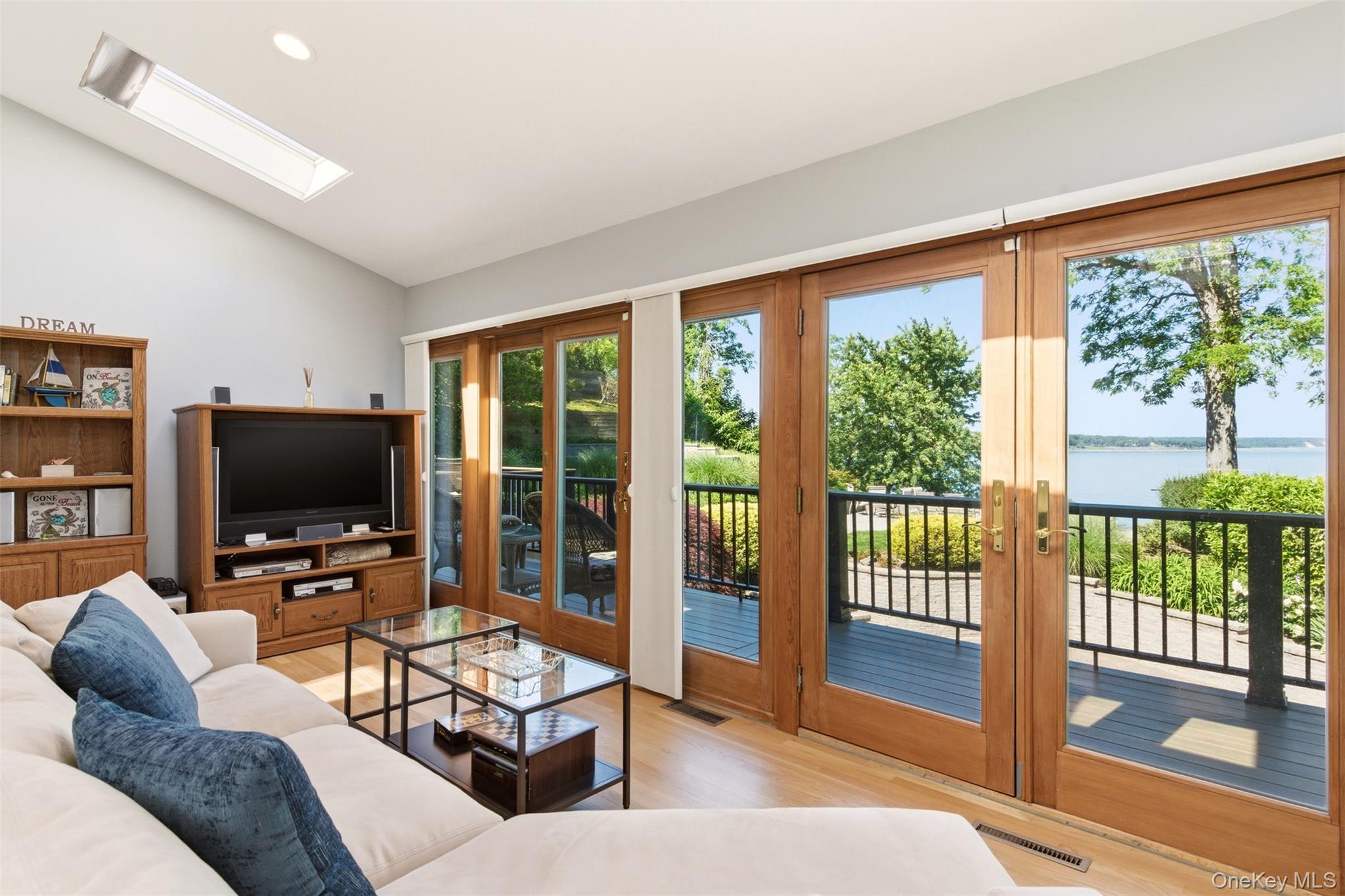  54 Westview Road, Northport, NY, 11768 - 物件實景
