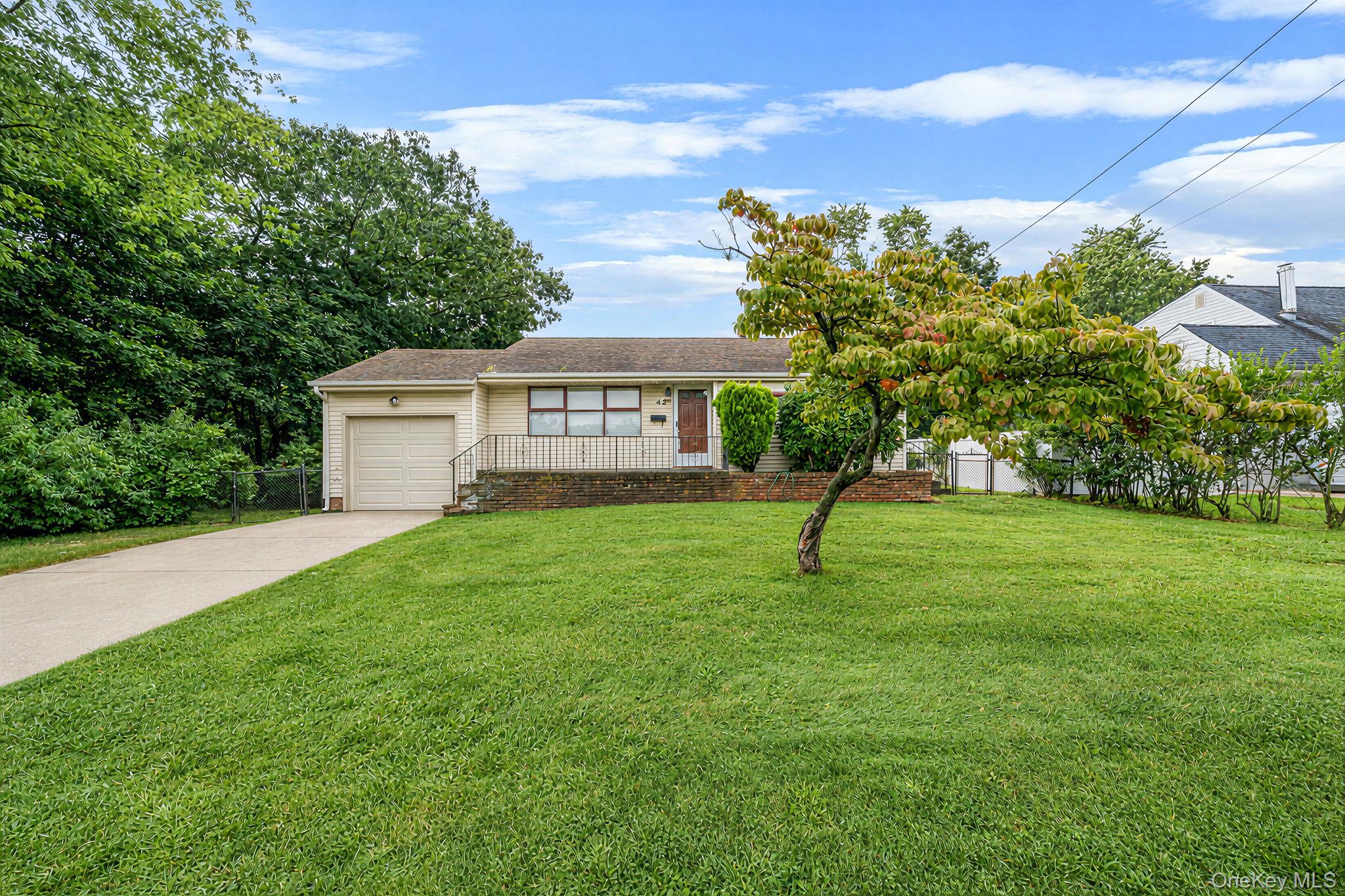 Walton St, Brentwood, NY 11717 #1