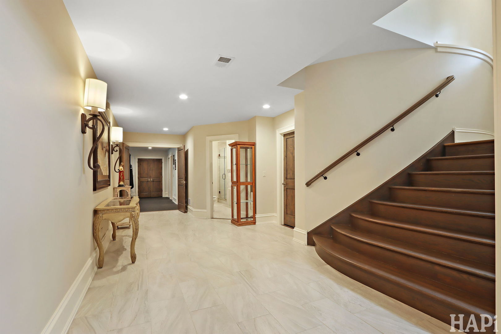 South Barrington, Illinois, 60010, United States, 5 Bedrooms Bedrooms, ,6 BathroomsBathrooms,Residential,For Sale,1947968