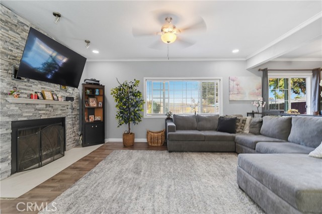 La Mirada, California, 90638, United States, 5 Bedrooms Bedrooms, ,4 BathroomsBathrooms,Residential,For Sale,2008567