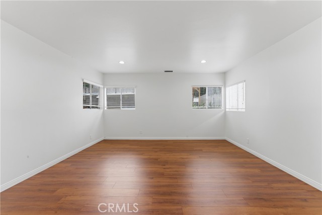 Los Angeles, California, 90043, United States, 3 Bedrooms Bedrooms, ,3 BathroomsBathrooms,Residential,For Sale,2049255