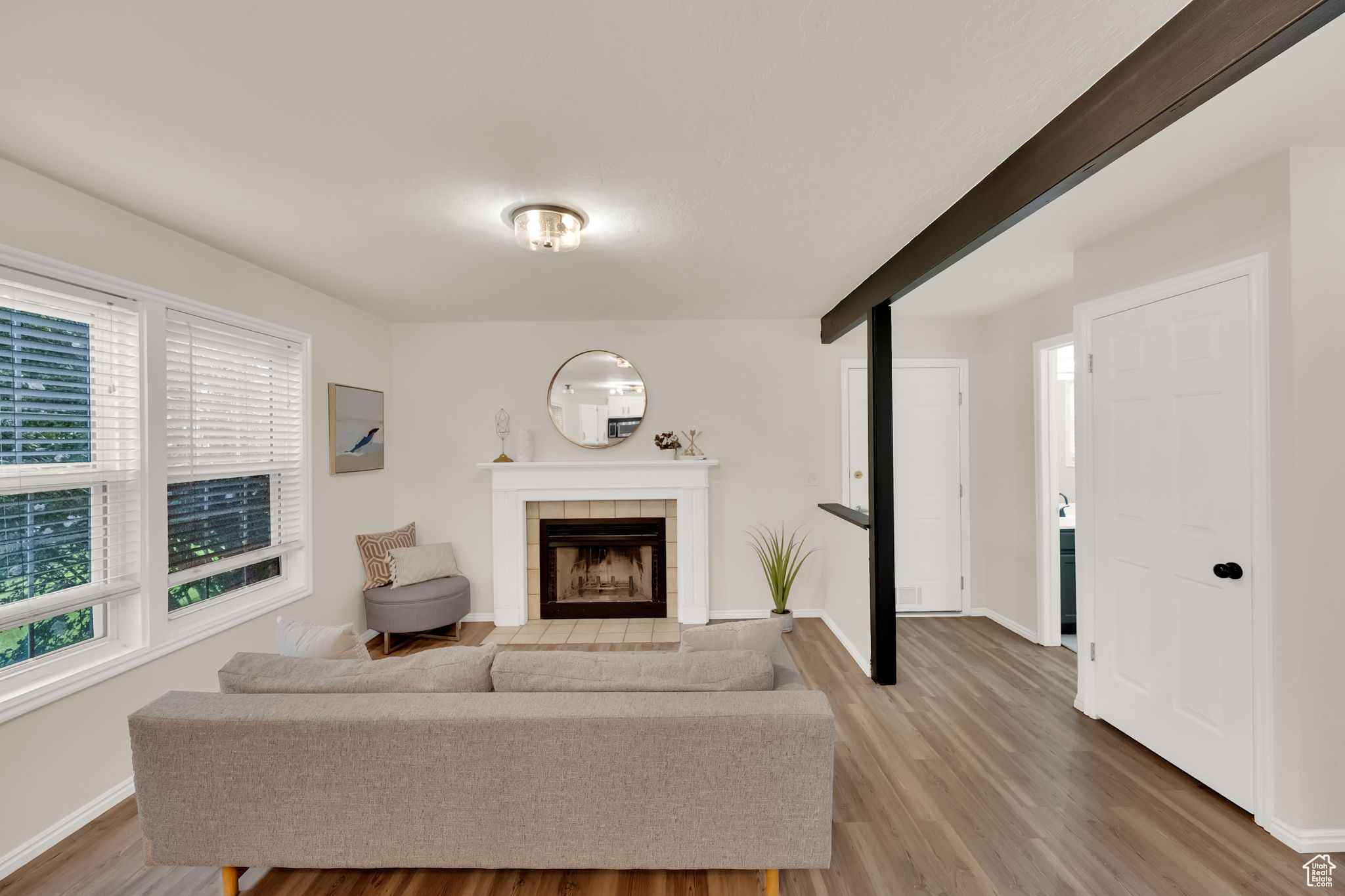 Sandy, Utah, 84092, United States, 4 Bedrooms Bedrooms, ,3 BathroomsBathrooms,Residential,For Sale,1926988