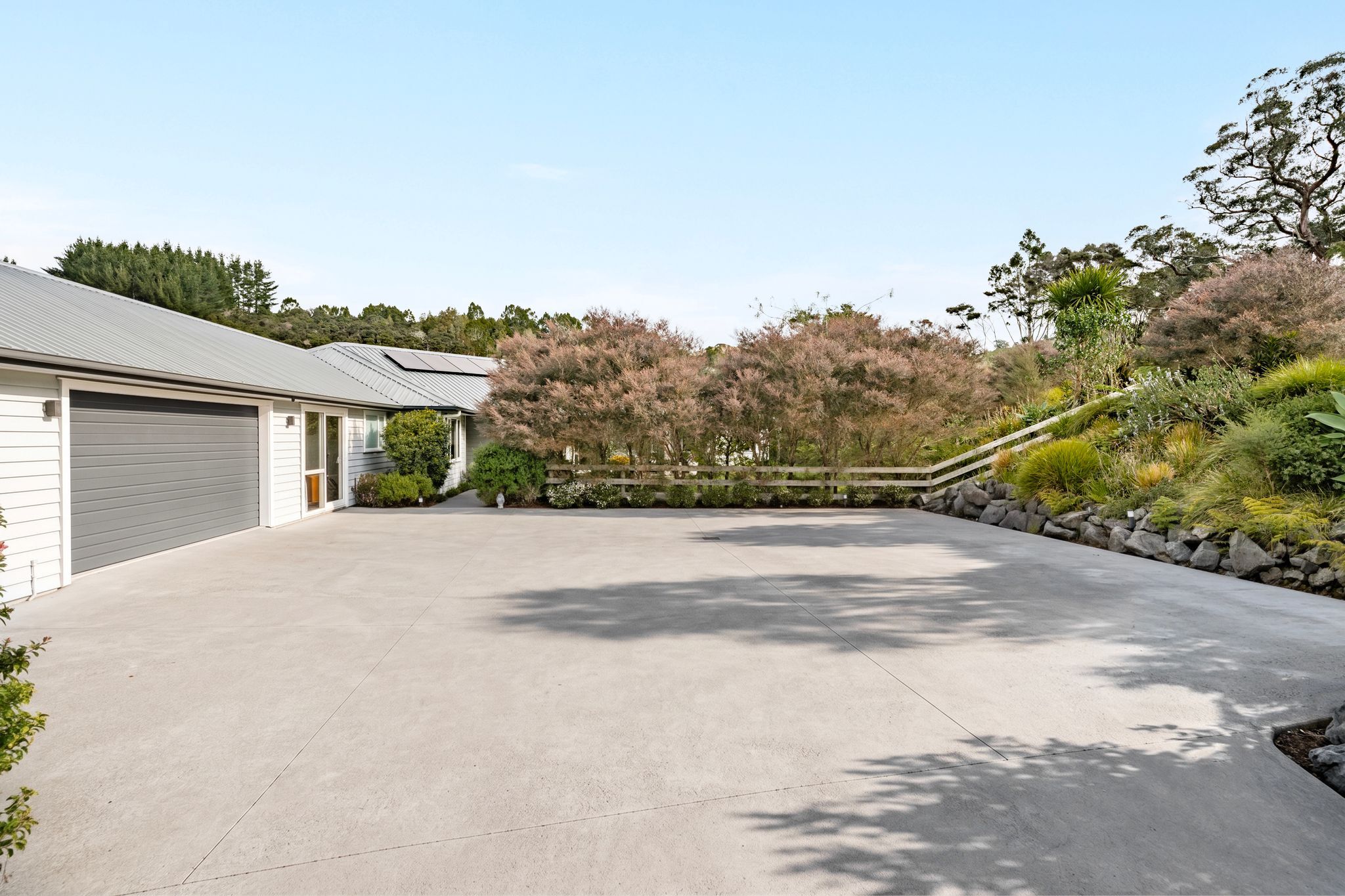 Bespoke in Design, Home and Income Retreat - 物件實景