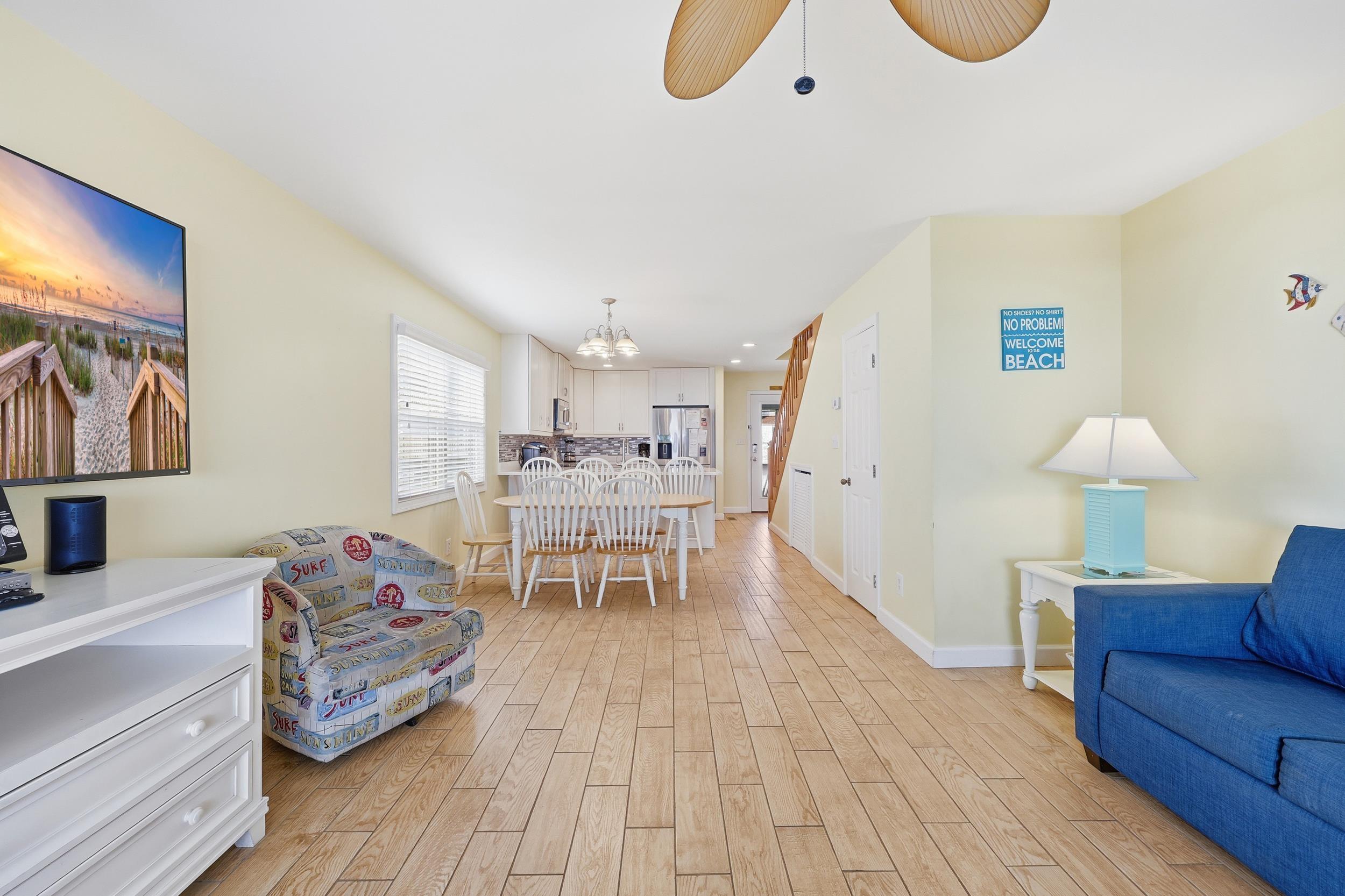 North Myrtle Beach, South Carolina, 29582, United States, 6 Bedrooms Bedrooms, ,4 BathroomsBathrooms,Residential,For Sale,2011670