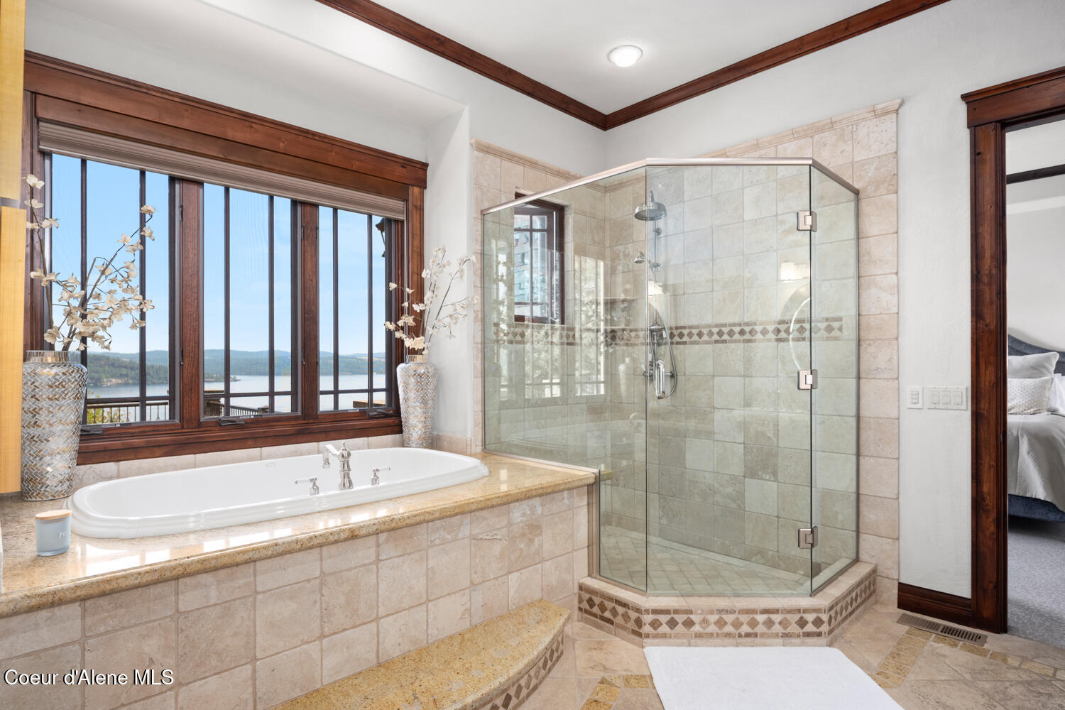Coeur d'Alene, Idaho, 83814, United States, 4 Bedrooms Bedrooms, ,4 BathroomsBathrooms,Residential,For Sale,1909432