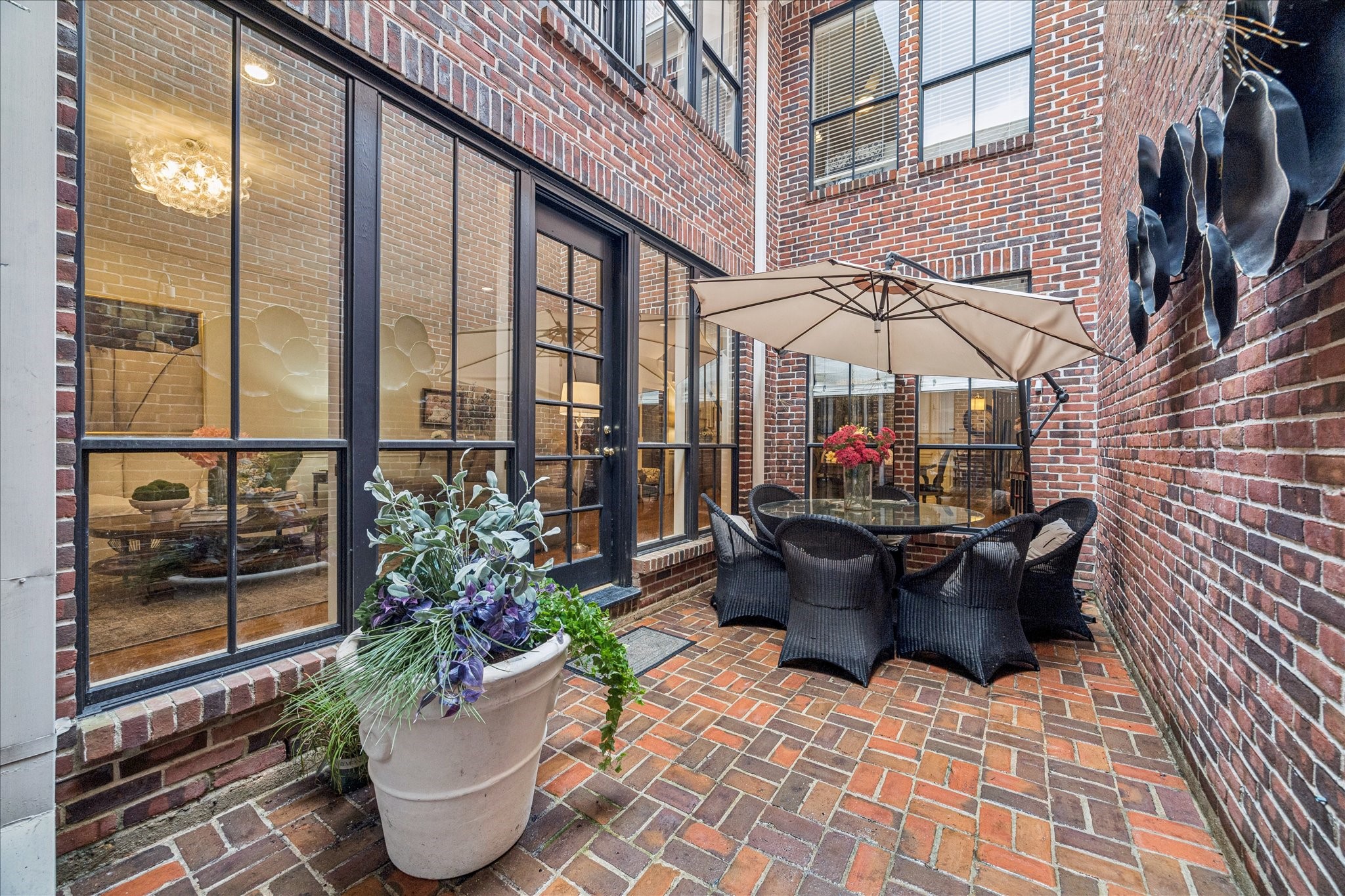  4832 Post Oak Timber Drive - 物件實景