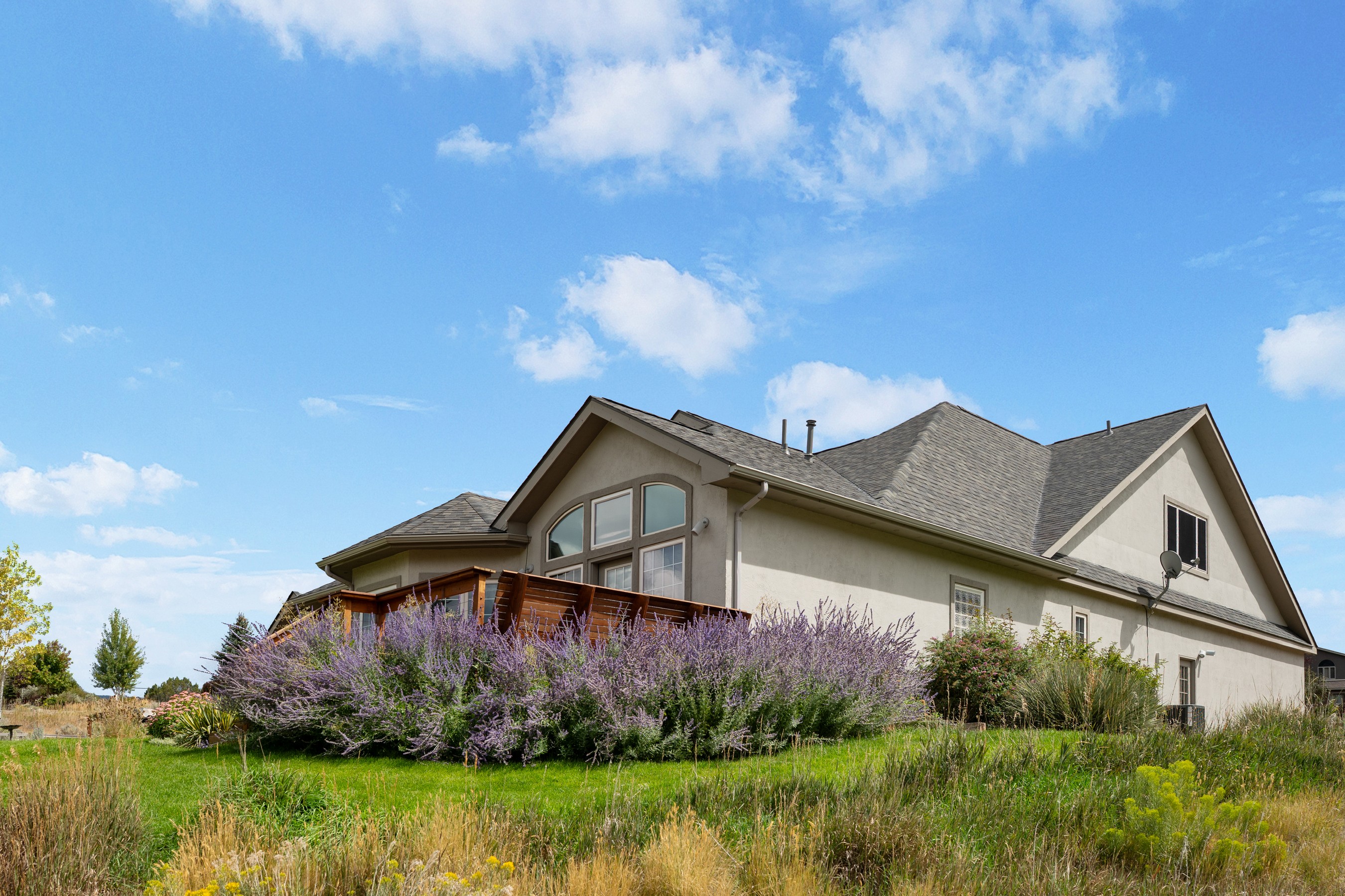  Move-In Ready Mountain Living - 物件實景