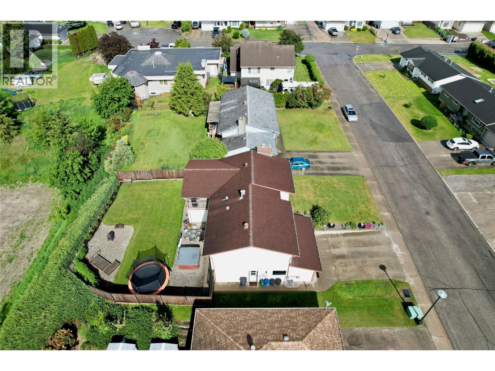 ARMSTRONG, British Columbia, V4Y 0B3, CA, 4 Bedrooms Bedrooms, ,2 BathroomsBathrooms,Residential,For Sale,1950406