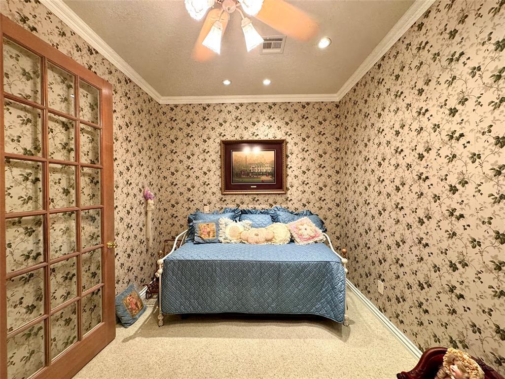 Chickasha, Oklahoma, 73018, United States, 7 Bedrooms Bedrooms, ,7 BathroomsBathrooms,Residential,For Sale,1979971