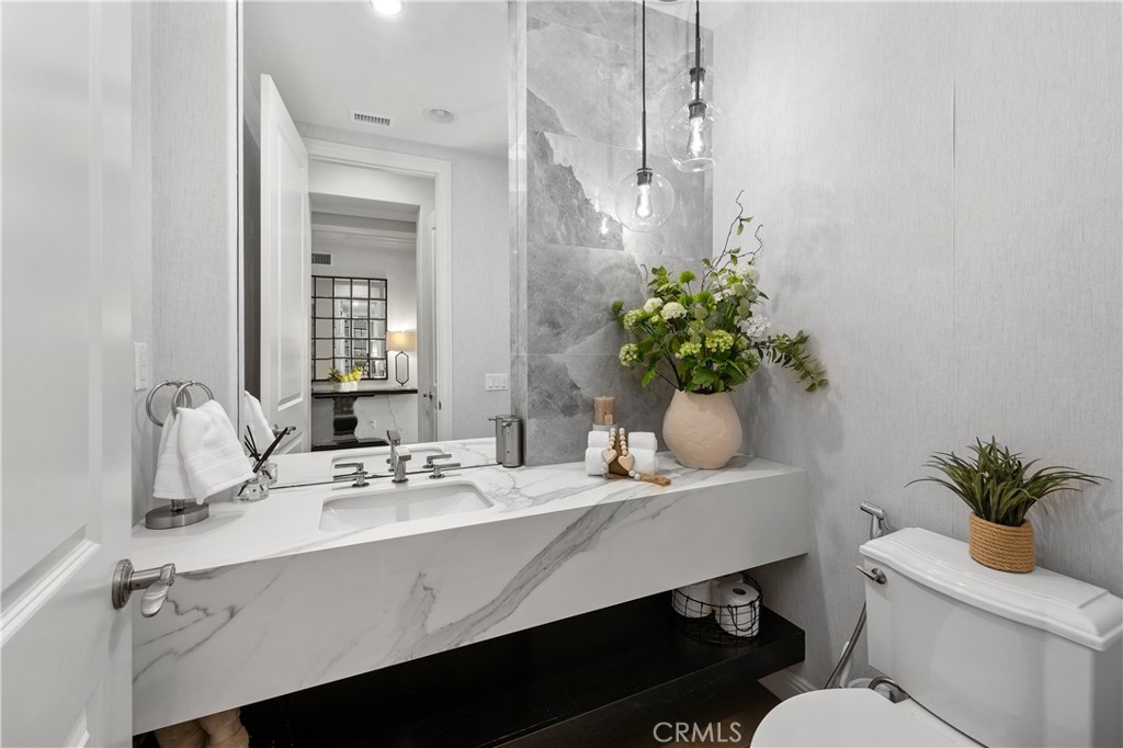 Irvine, California, 92618, United States, 5 Bedrooms Bedrooms, ,6 BathroomsBathrooms,Residential,For Sale,1950608