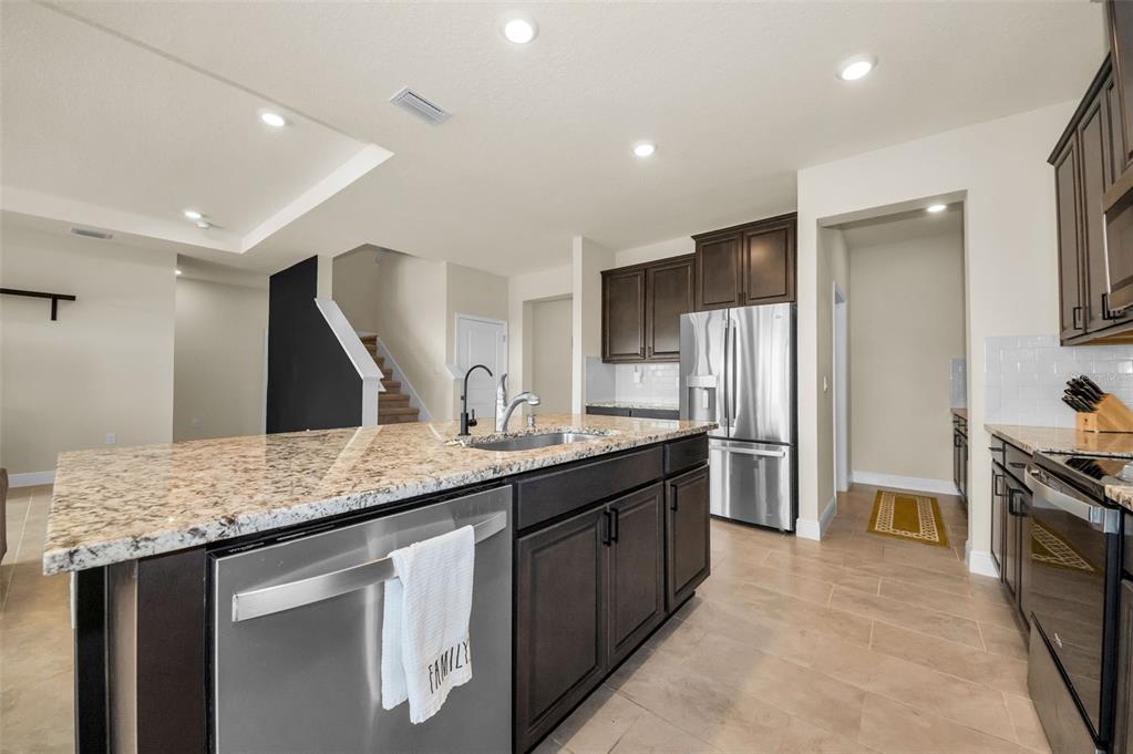 Apollo Beach, Florida, 33572, United States, 4 Bedrooms Bedrooms, ,3 BathroomsBathrooms,Residential,For Sale,1991637