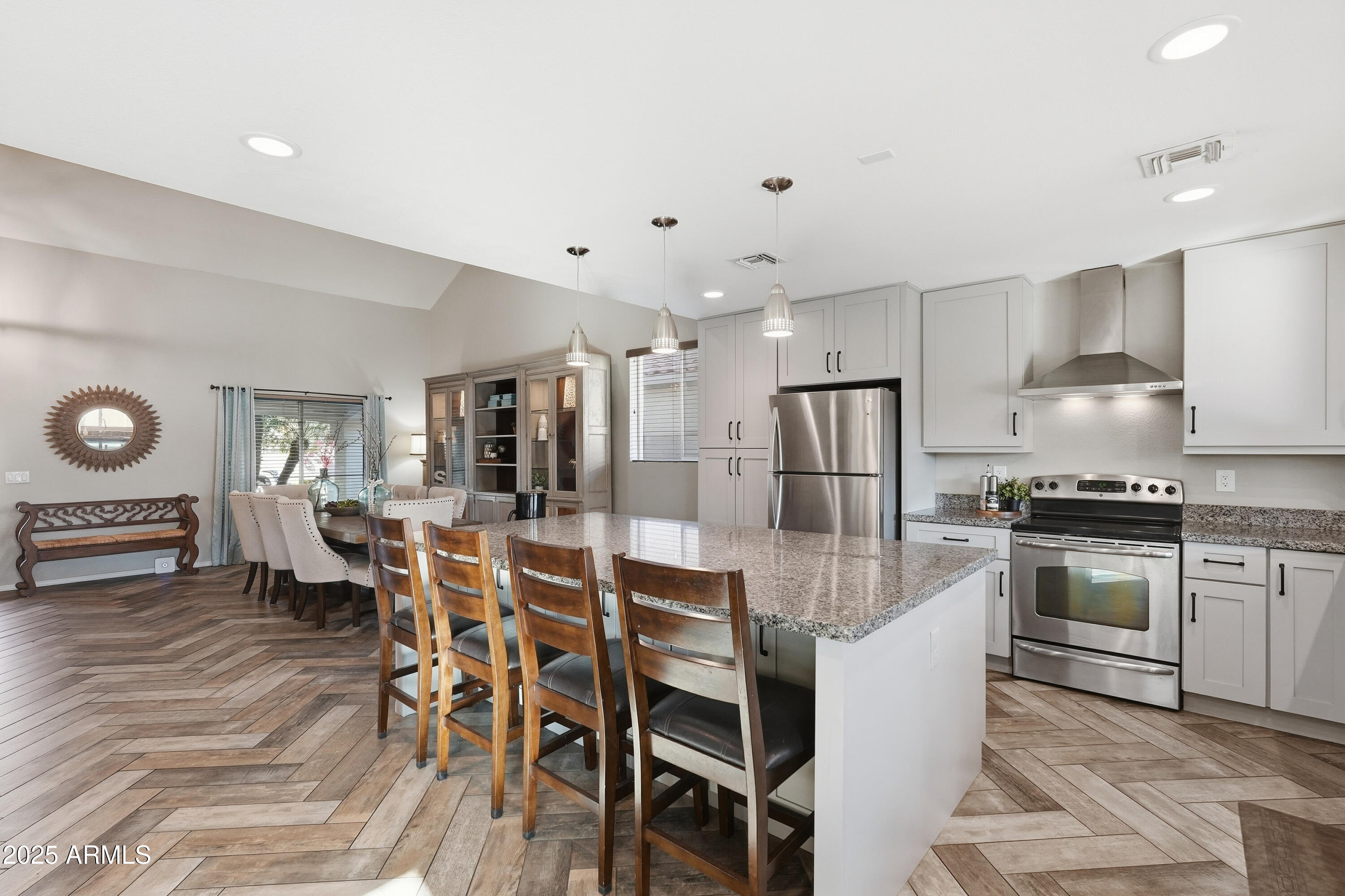 Gilbert, Arizona, 85234, United States, 4 Bedrooms Bedrooms, ,3 BathroomsBathrooms,Residential,For Sale,1997070