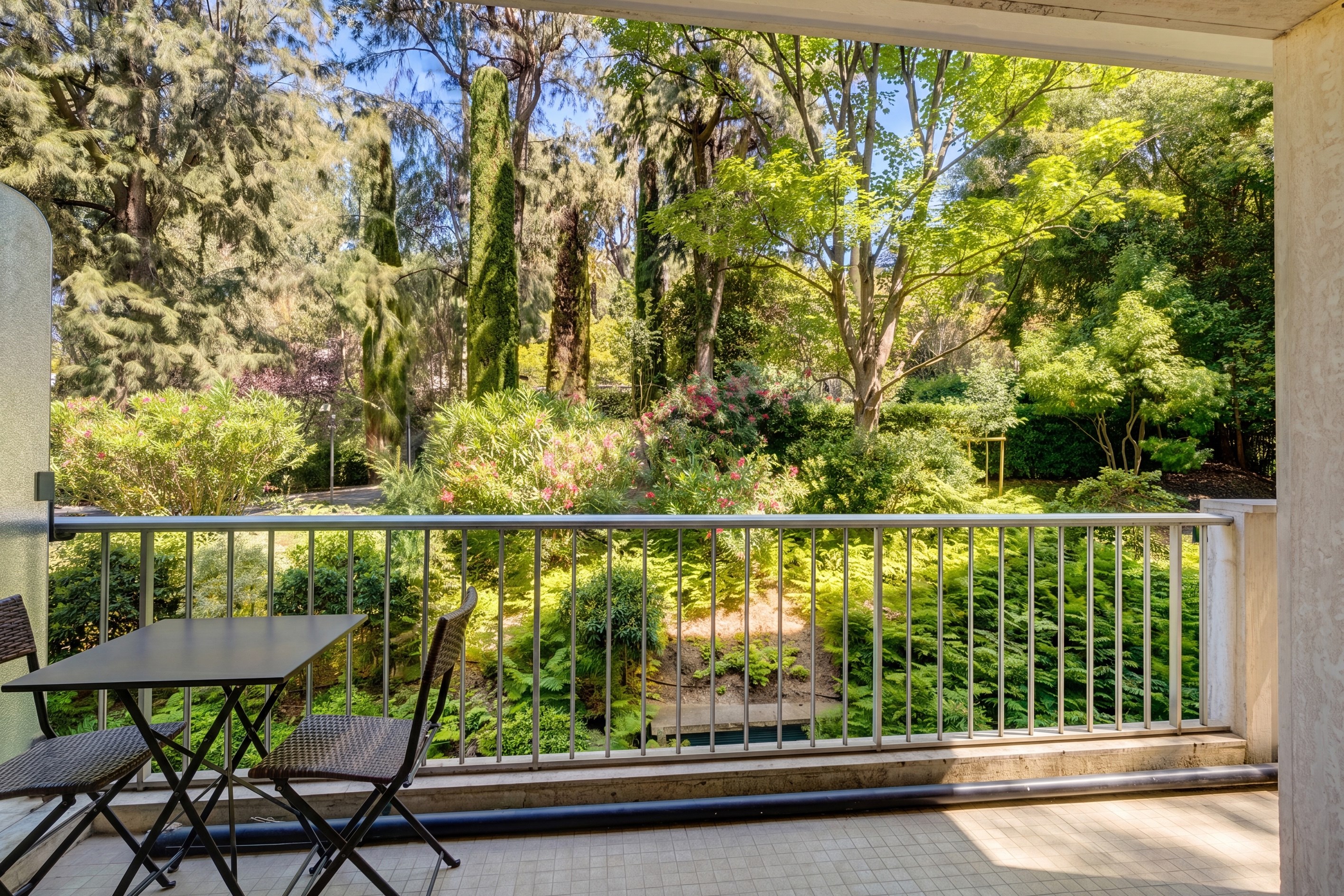  Sea view apartment for renovation in a prestigious residence in Cannes Californ… - 物件實景