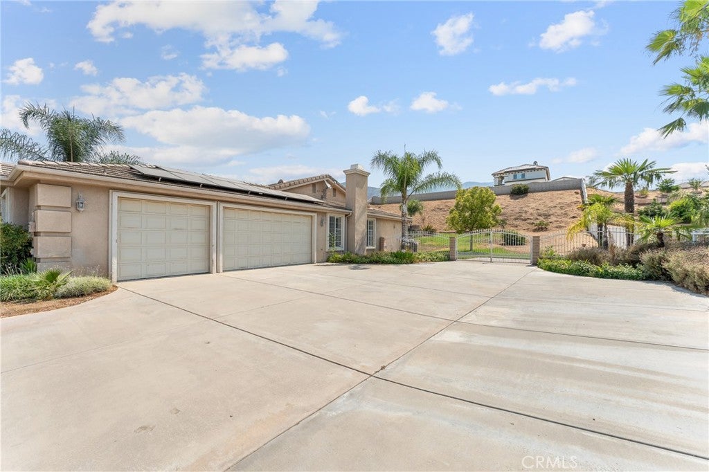 Yucaipa, California, 92399, United States, 4 Bedrooms Bedrooms, ,3 BathroomsBathrooms,Residential,For Sale,1895325