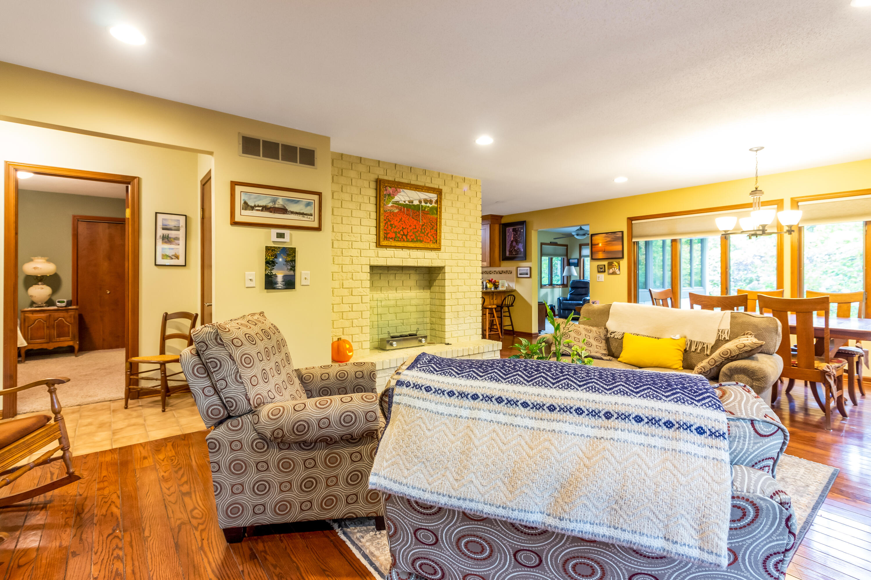 Fennville, Michigan, 49408, United States, 3 Bedrooms Bedrooms, ,3 BathroomsBathrooms,Residential,For Sale,1974475