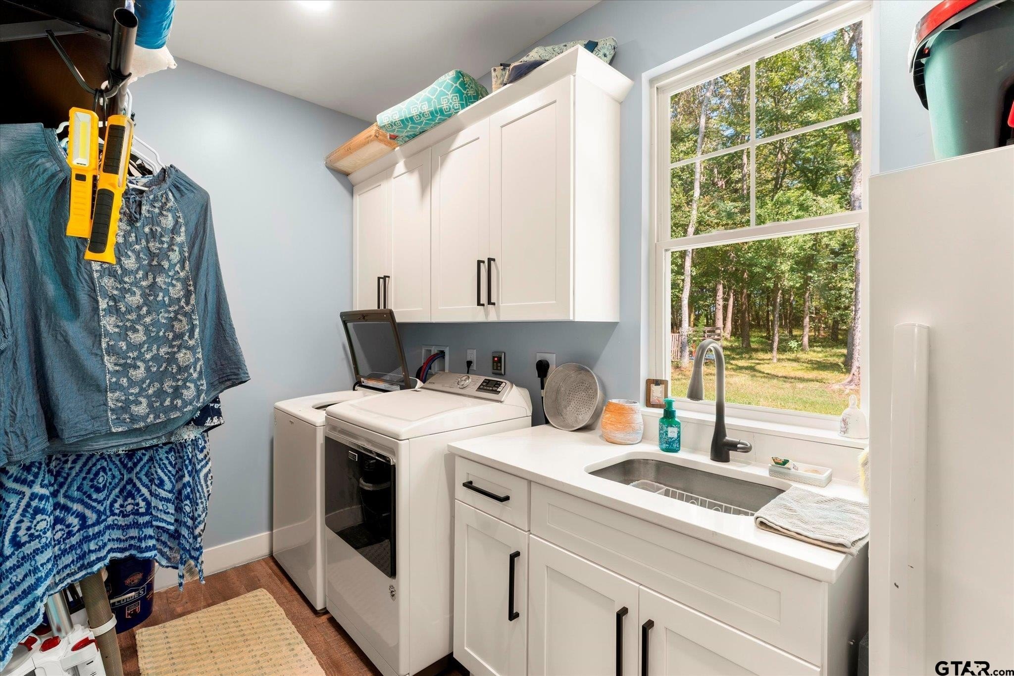 Pittsburg, Texas, 75686, United States, 3 Bedrooms Bedrooms, ,3 BathroomsBathrooms,Residential,For Sale,1937042