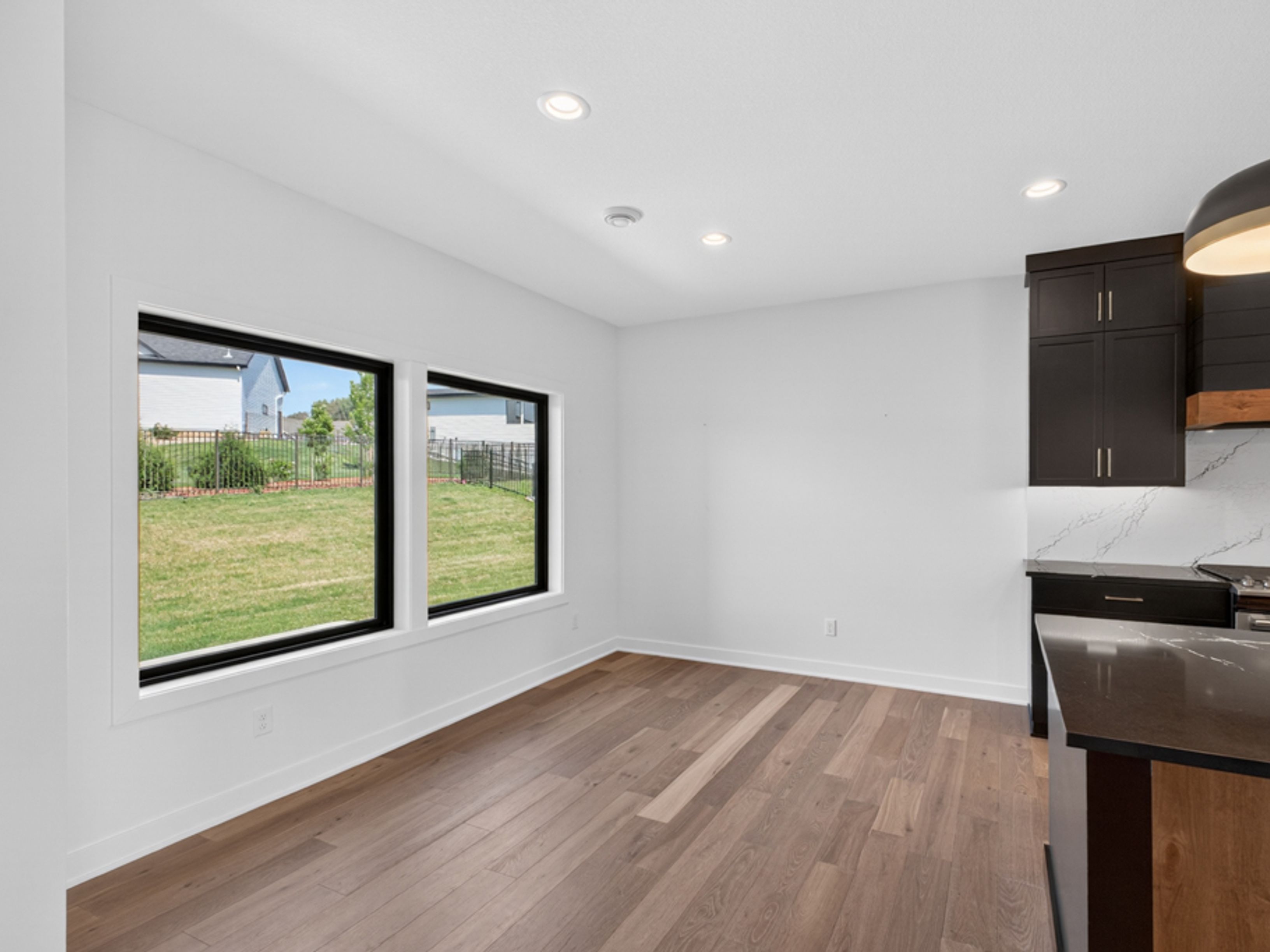  New Construction Prairie-Modern Home in Century Valley - 物件實景