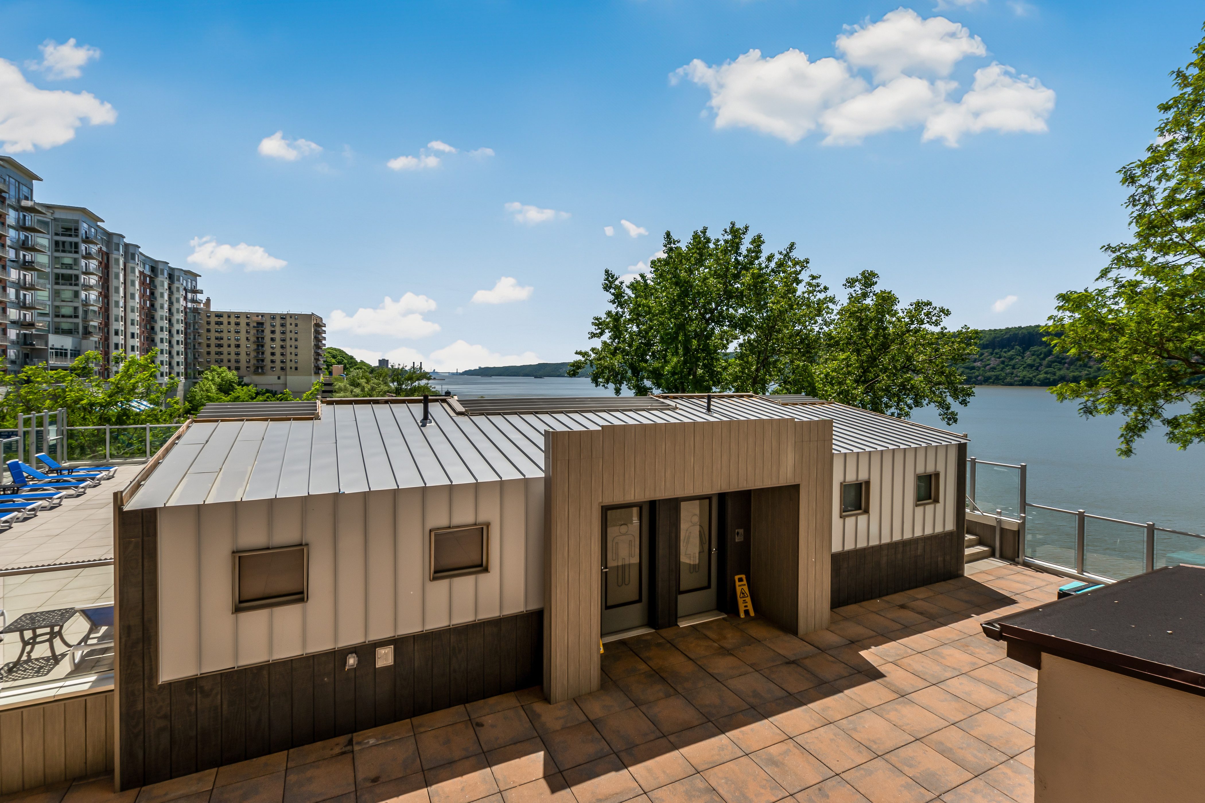  1155 Warburton Avenue - 物件實景