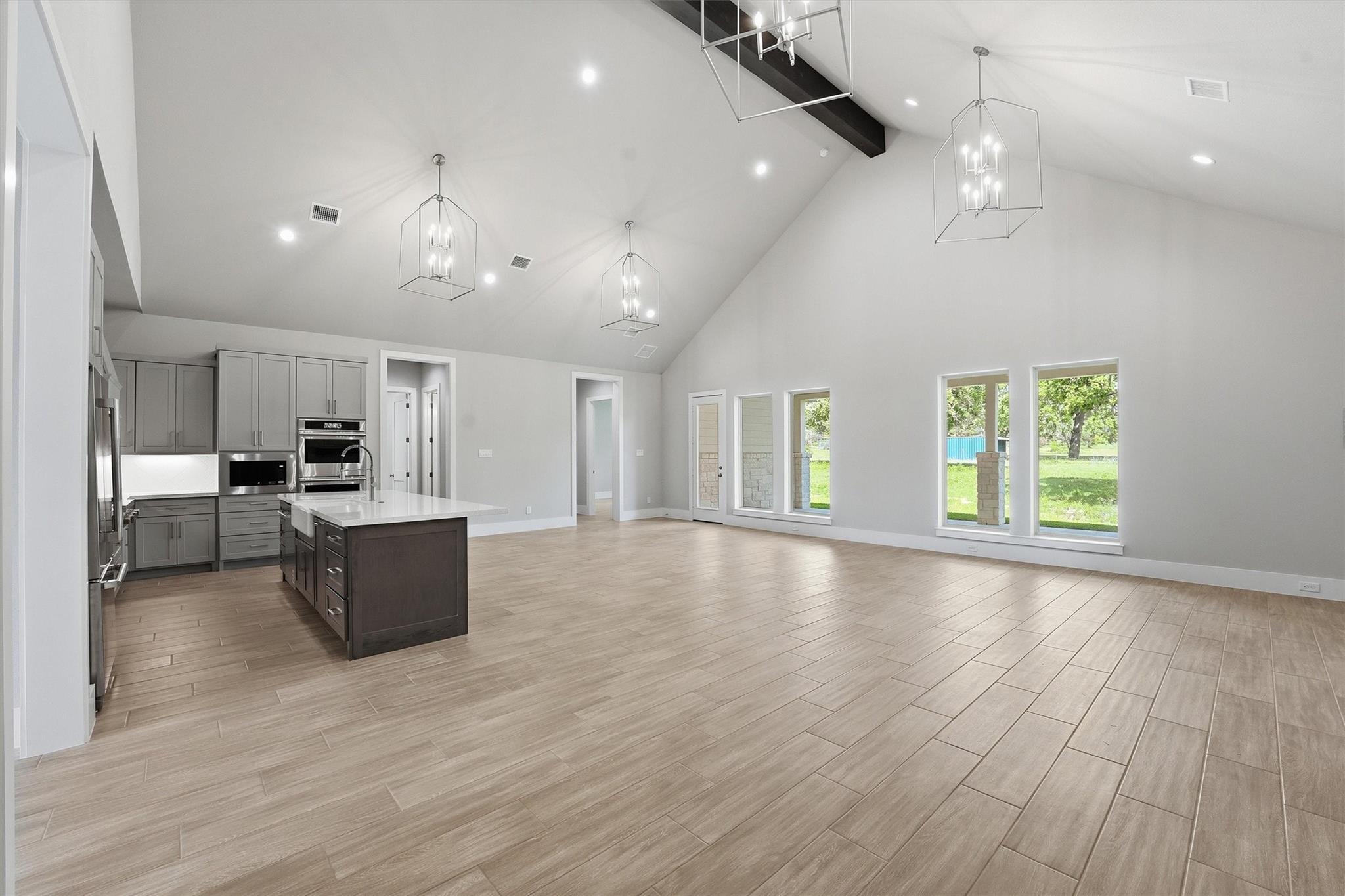 Montgomery, Texas, 77356, United States, 4 Bedrooms Bedrooms, ,5 BathroomsBathrooms,Residential,For Sale,2028408