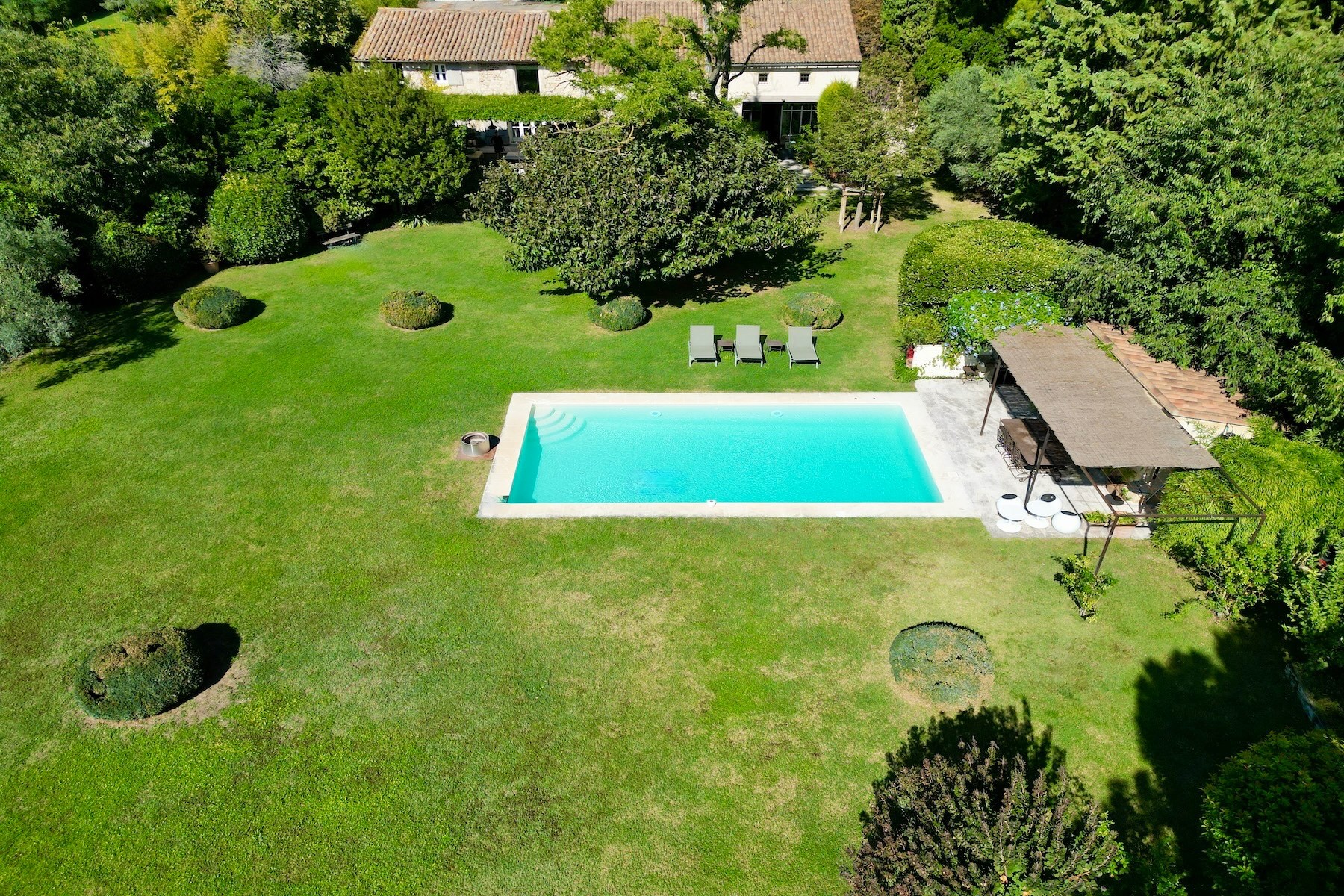  ELEGANT MAS - EXCEPTIONAL GARDEN - ROCHEFORT DU GARD - 物件實景