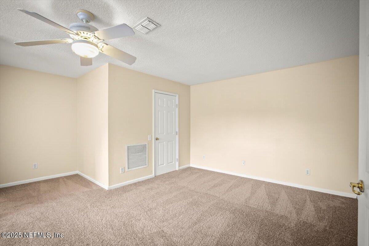 Jacksonville, Florida, 32256, United States, 5 Bedrooms Bedrooms, ,3 BathroomsBathrooms,Residential,For Sale,1975444