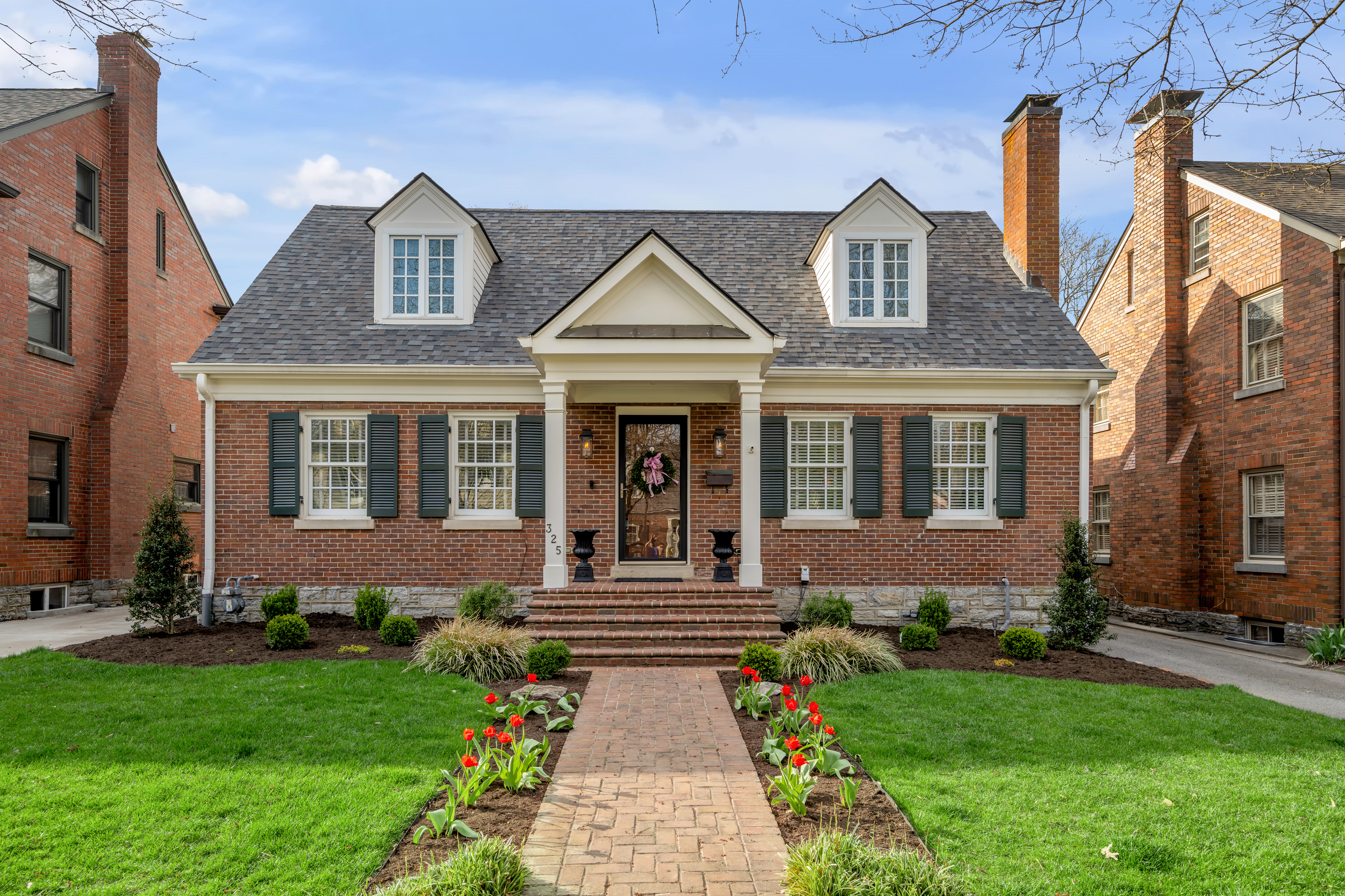  325 Kingsway Drive - 物件實景