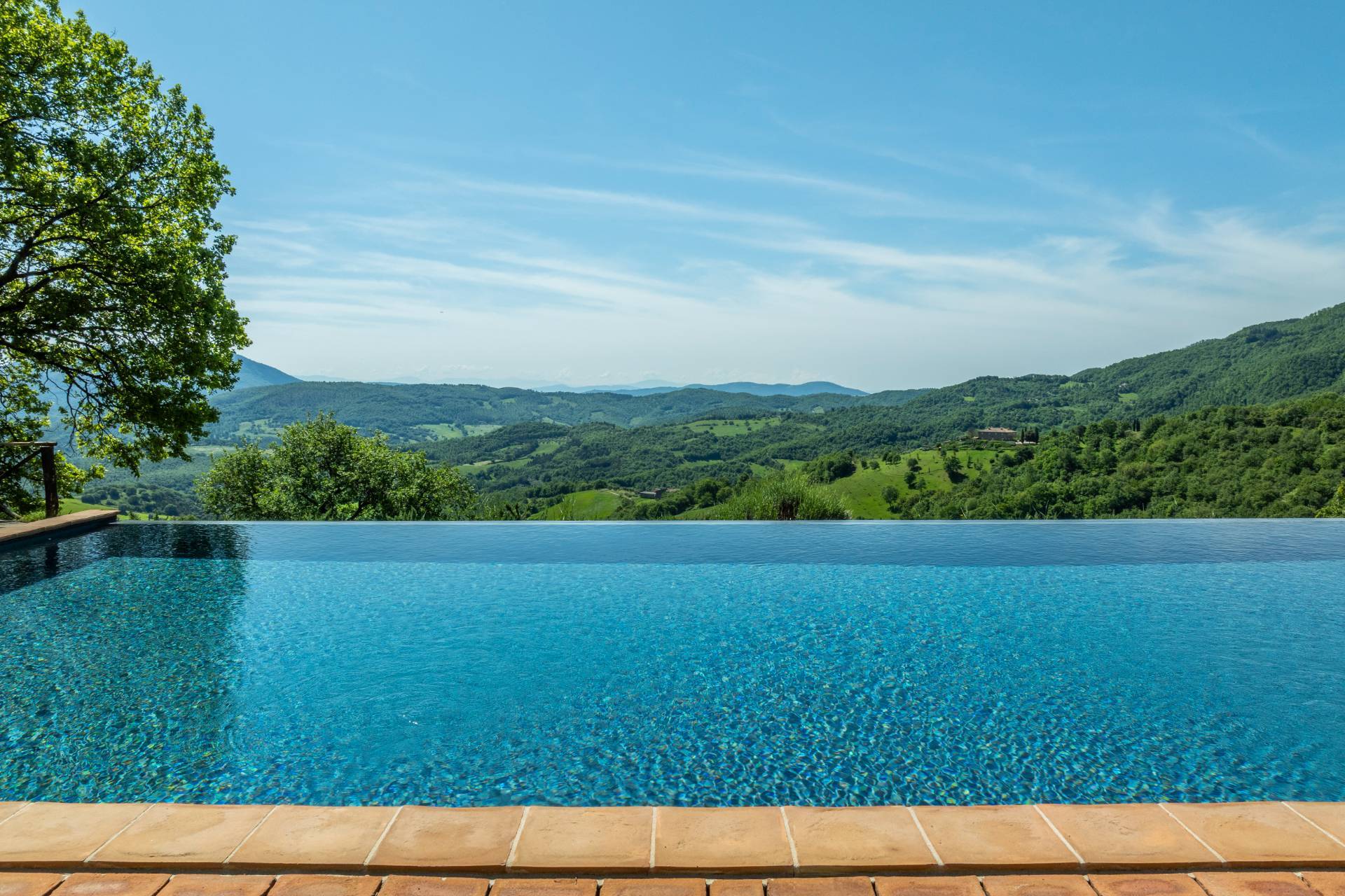 Umbertide, Perugia, 06019, IT, 20 Bedrooms Bedrooms, ,18 BathroomsBathrooms,Residential,For Sale,1850339