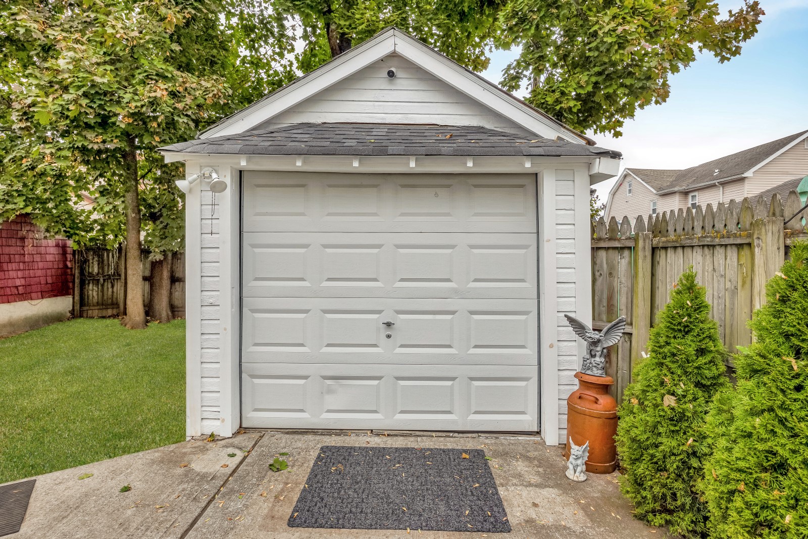 Queens Village, New York, 11428, United States, 2 Bedrooms Bedrooms, ,2 BathroomsBathrooms,Residential,For Sale,1987931