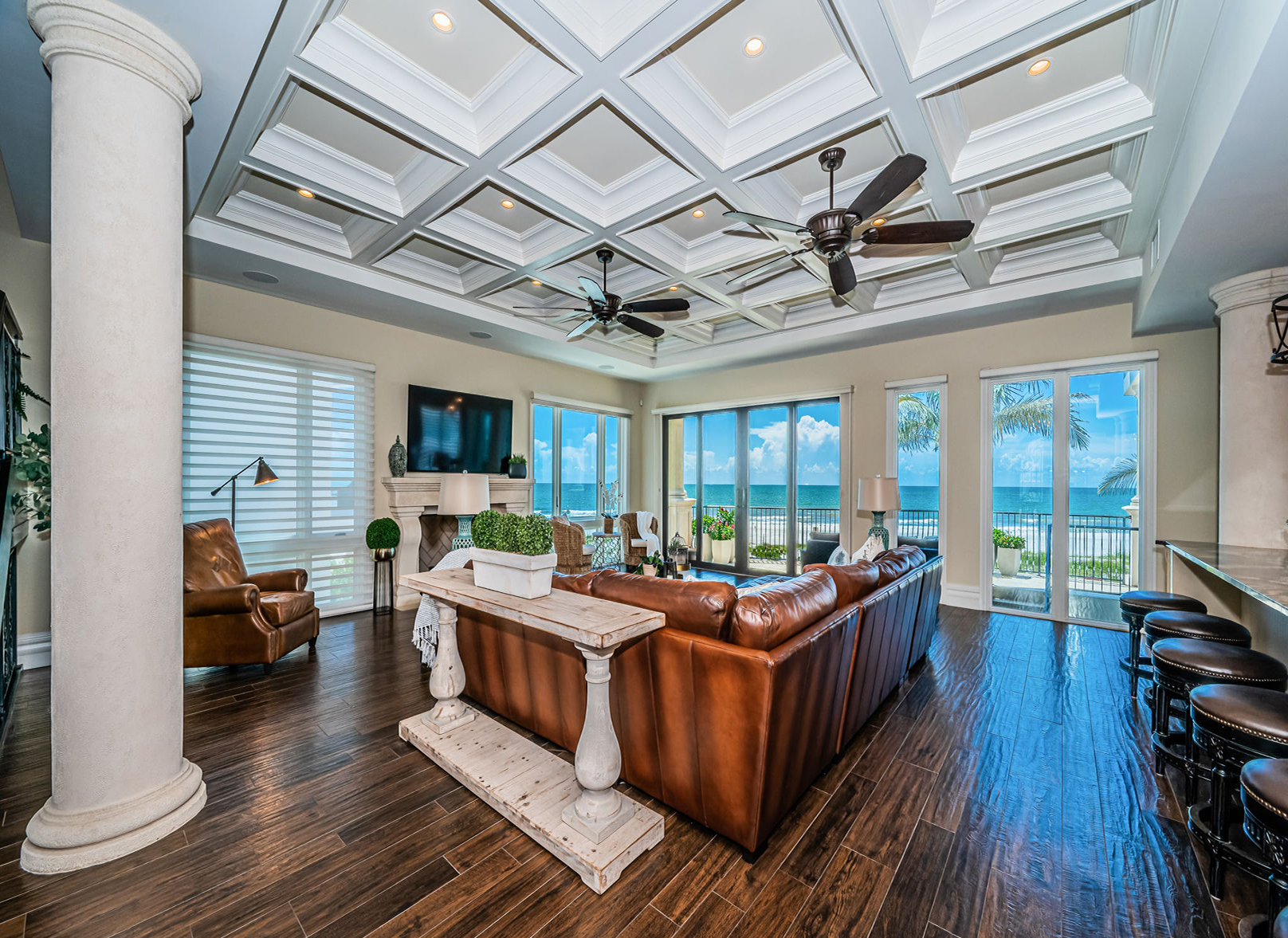 Redington Shores, Florida, 33708, United States, 5 Bedrooms Bedrooms, ,6 BathroomsBathrooms,Residential,For Sale,1921894