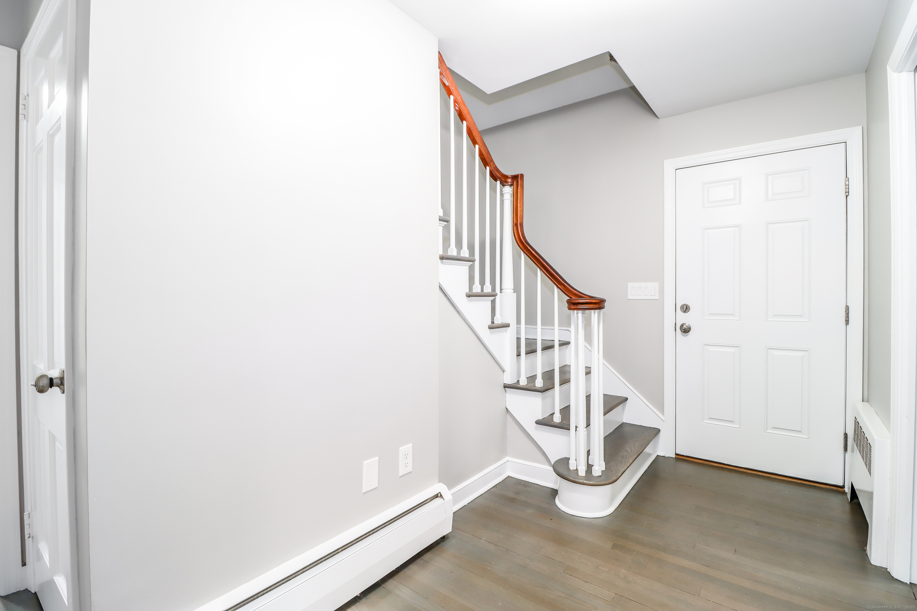 Redding, Connecticut, 06896, United States, 5 Bedrooms Bedrooms, ,3 BathroomsBathrooms,Residential,For Sale,1875500