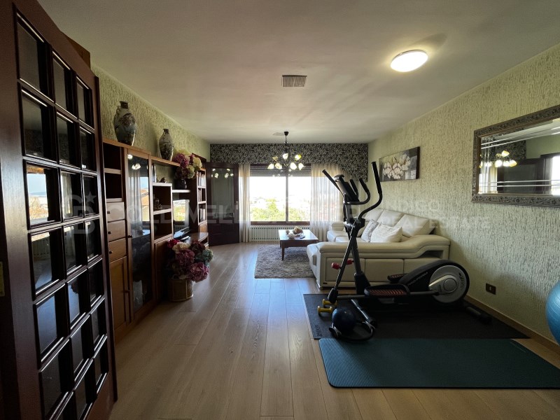 Pontevedra, Vigo, Comesa?a - Matam?, Matam? Pontev, Vigo, Galicia, ES, 4 Bedrooms Bedrooms, ,3 BathroomsBathrooms,Residential,For Sale,Pontevedra, Vigo, Comesa?a - Matam?, Matam? Pontev,1599052