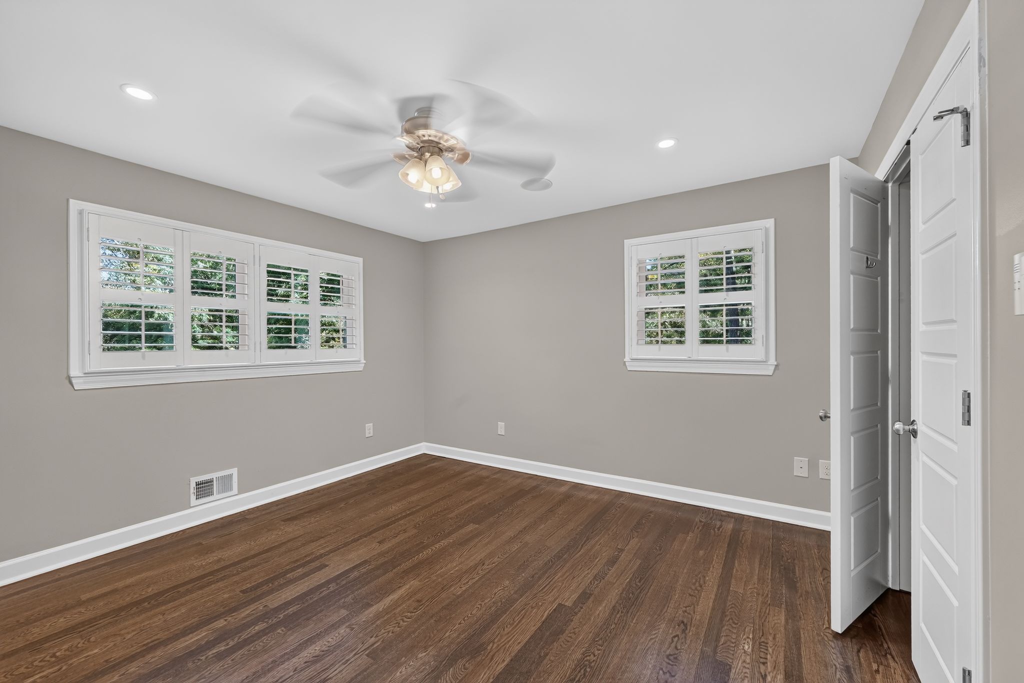  Thoughtfully Renovated Residence in Green Oaks - 物件實景